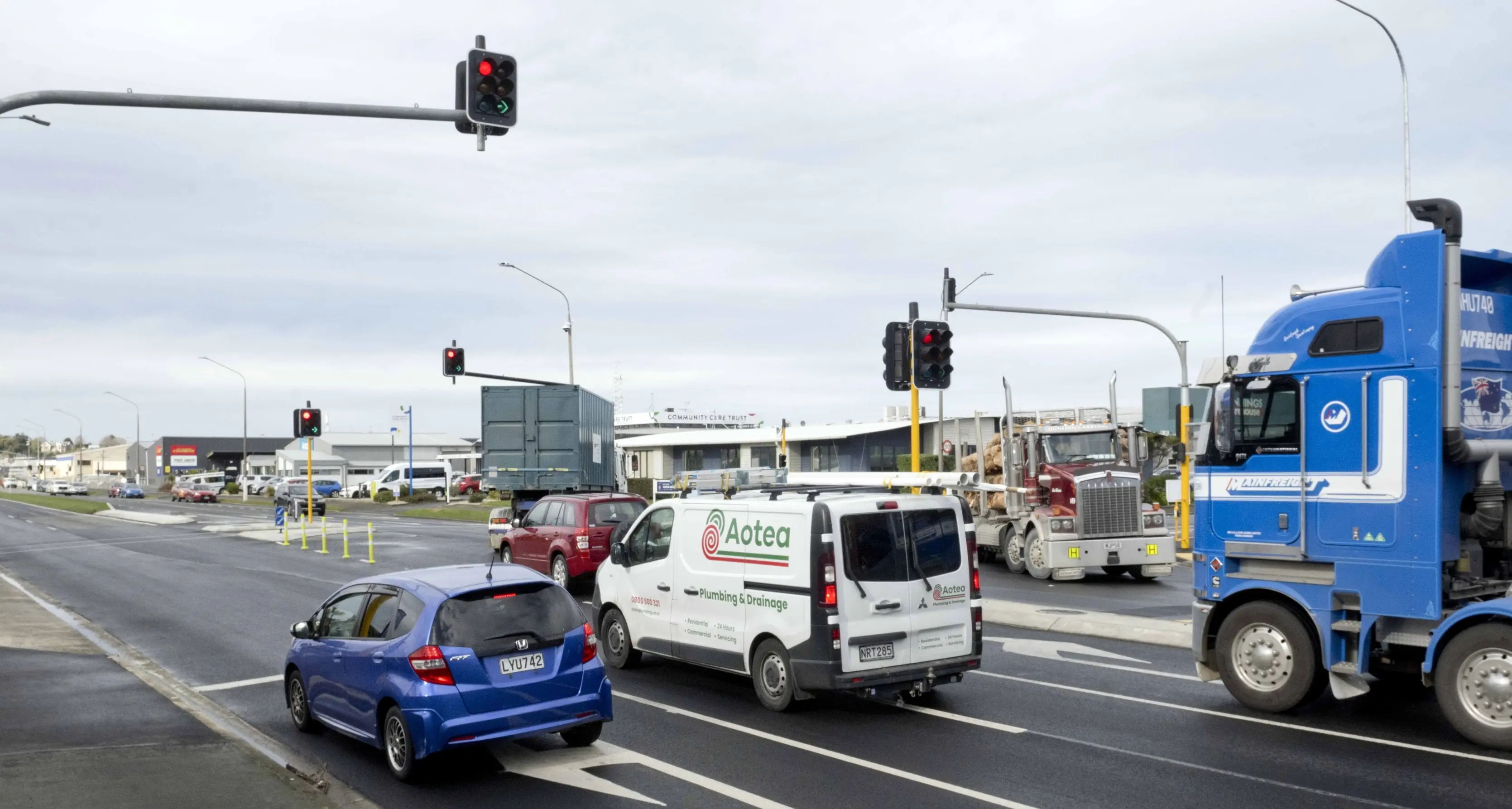 Issues in new intersection layout hopefully only temporary