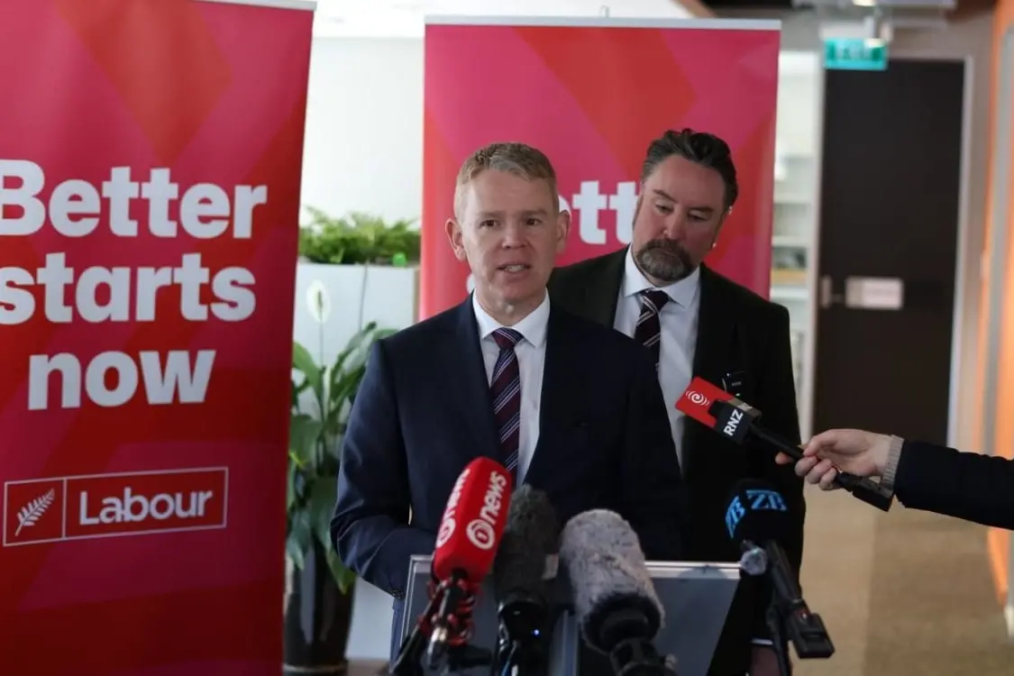 Labour leader Chris Hipkins (left) and Technology and Innovation spokesman Reuben Davidson. Photo: RNZ