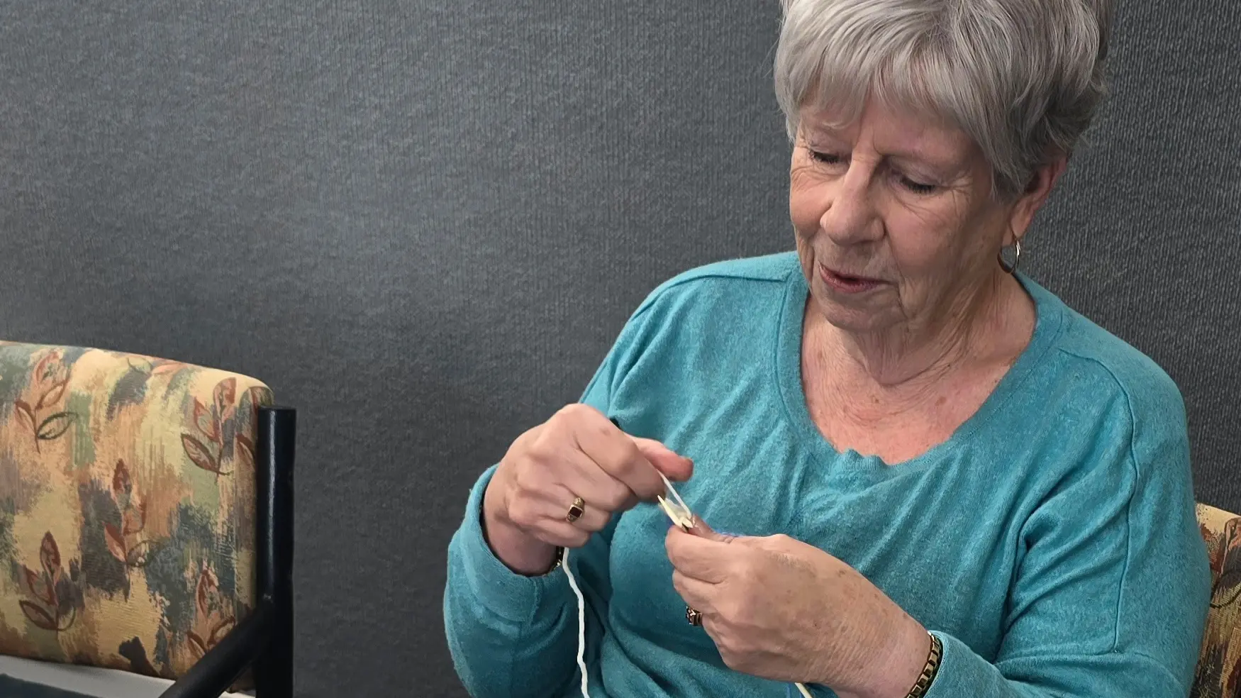 Knitters recognised for community work