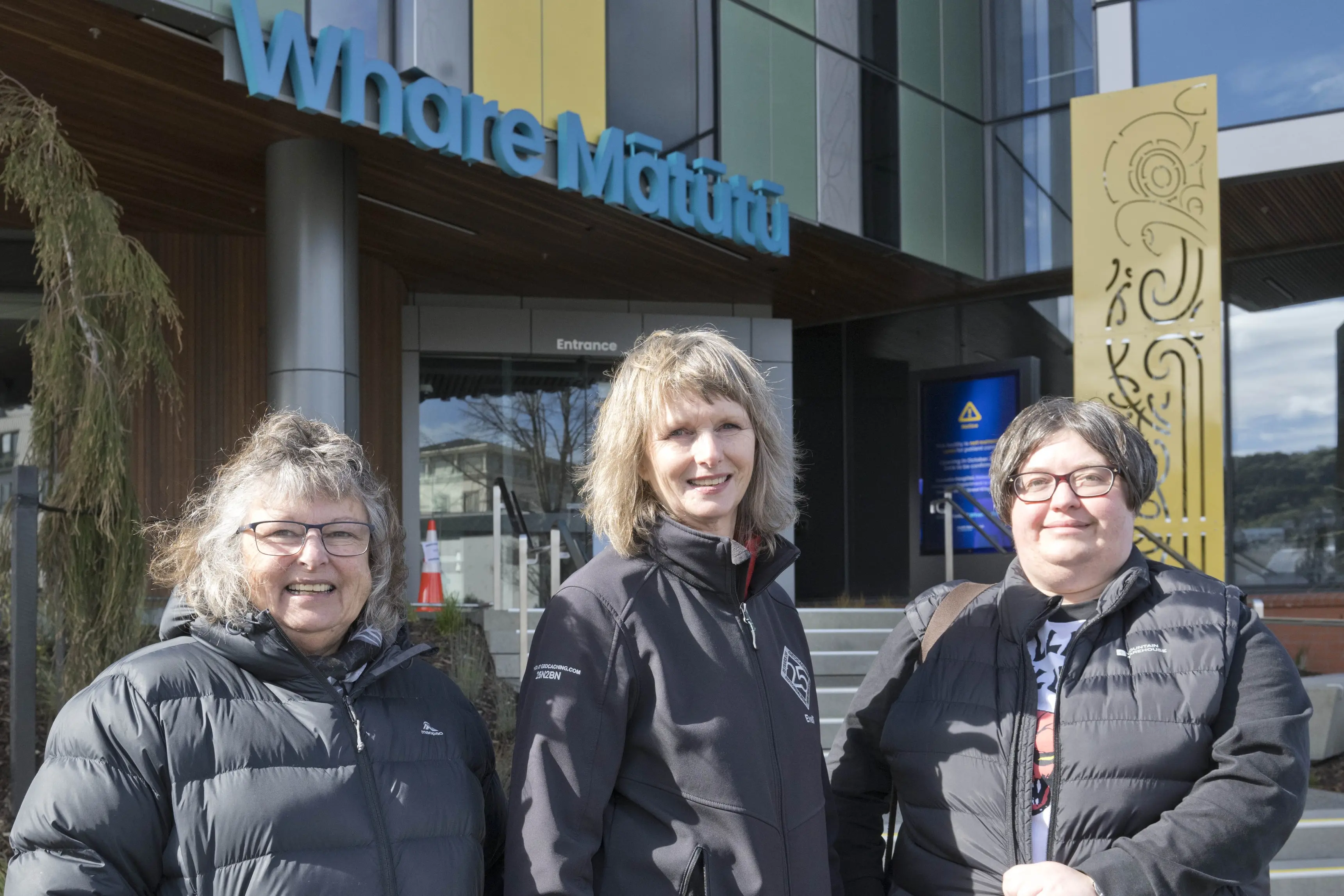 Effusive after touring the new Dunedin Hospital outpatients building on Saturday are (from left) Carolyn Reeves, Josephine Bray and Natalie Veale.  The trio described it as an asset to the city and were impressed with features like the digital theatre.  Photo: Gerard O\\'Brien