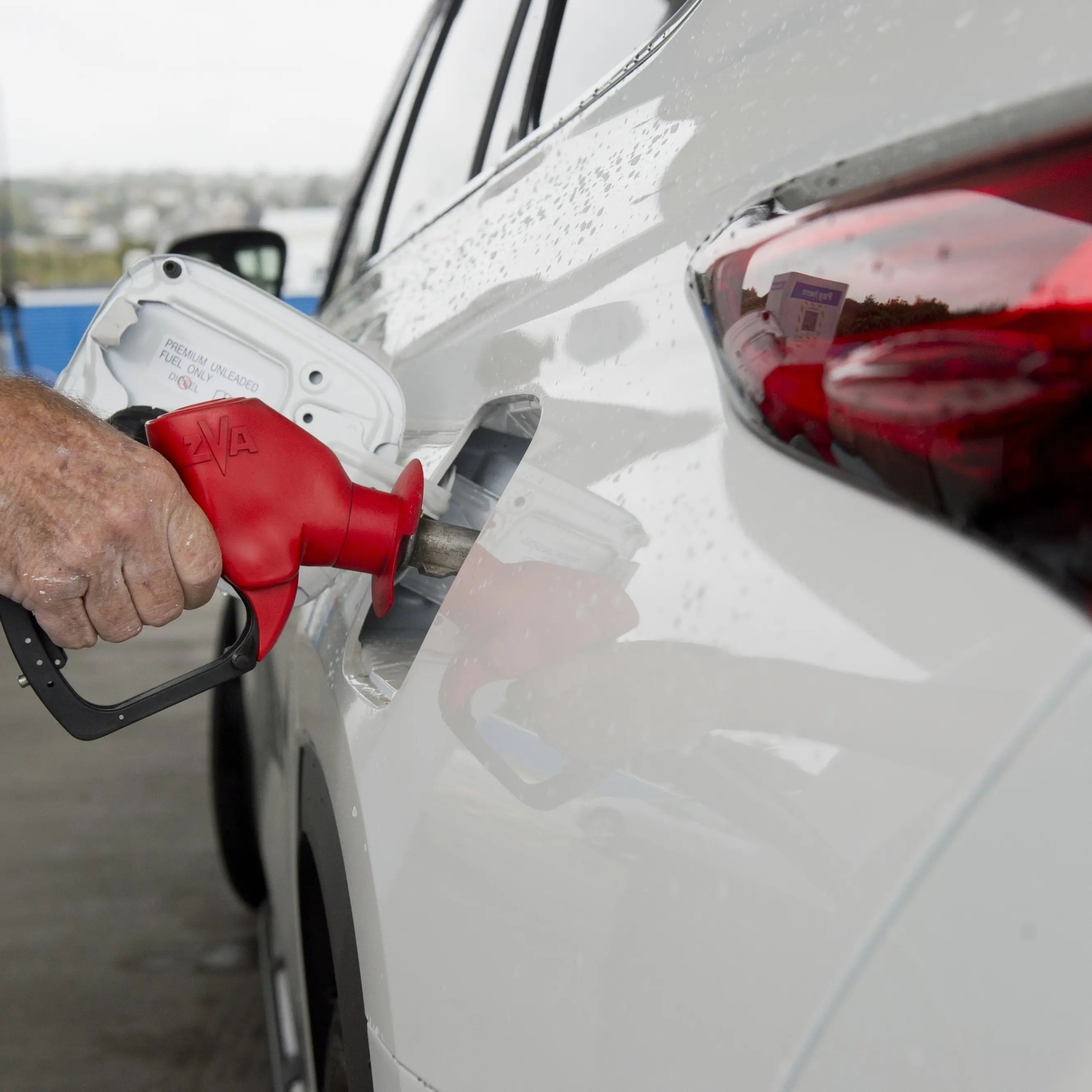 Average price of 91 petrol now tops $3.10 as Iran war drags on