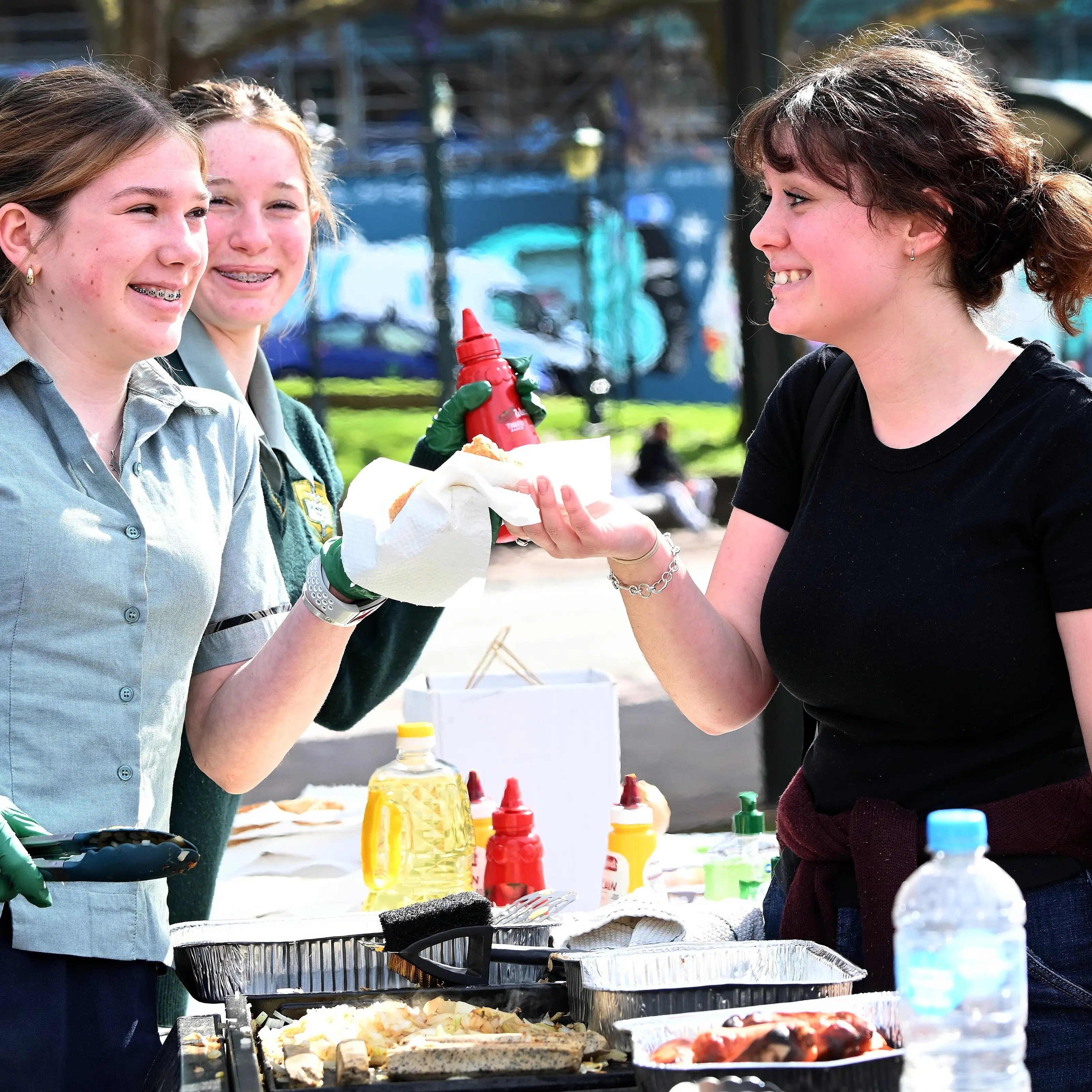 ‘Donation of language’: Sausage sizzle offers a te reo twist