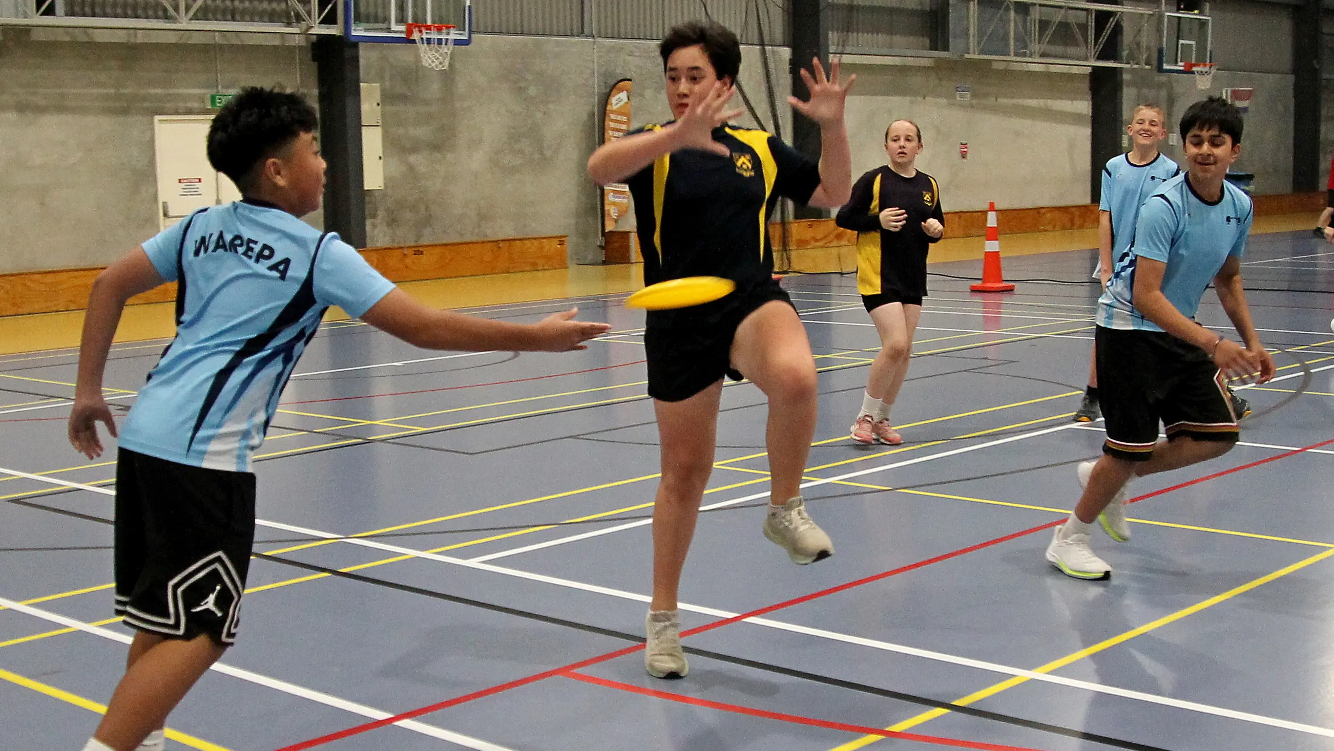 Top teams enjoy Frisbee fun