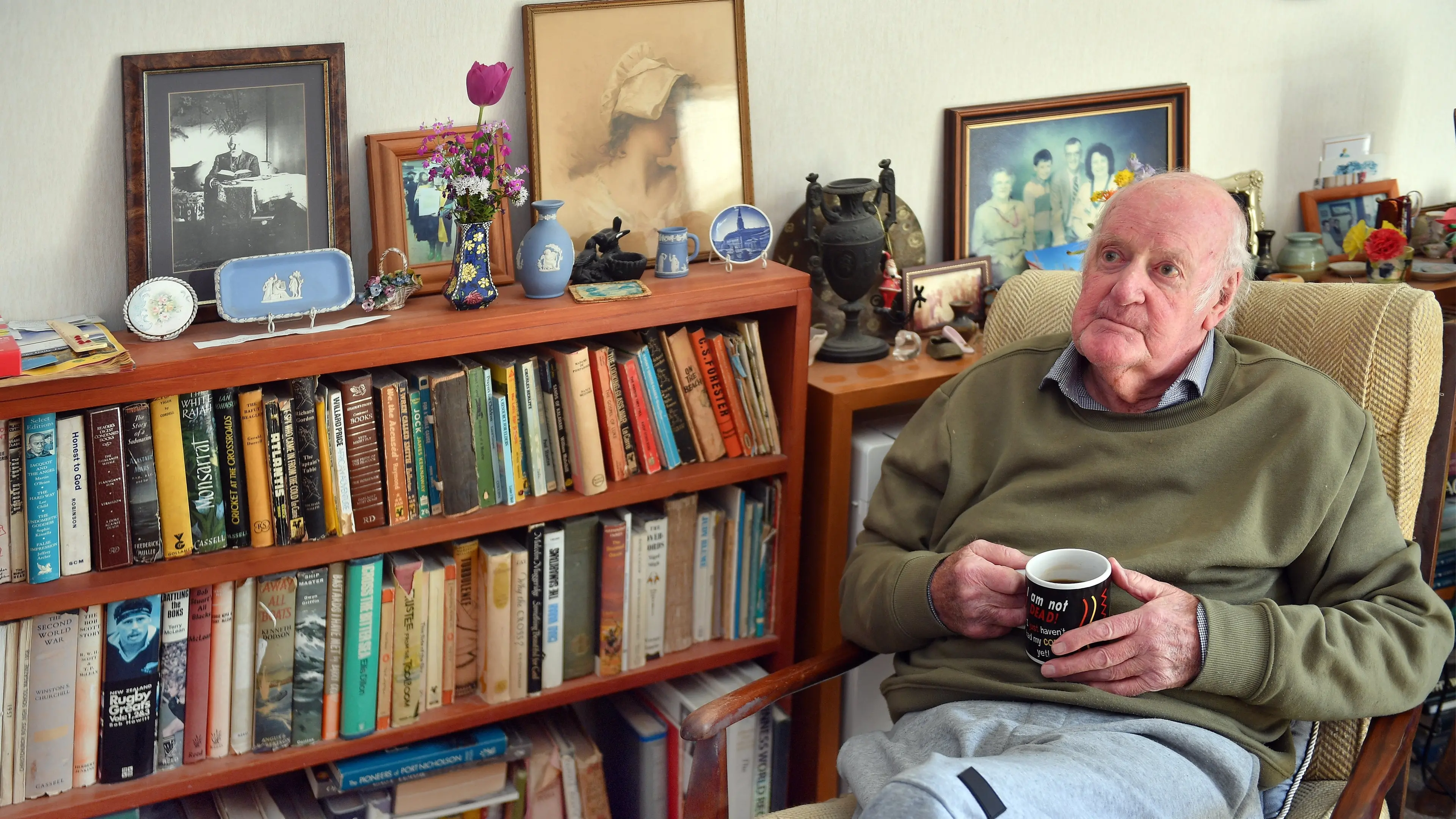 Dunedin pensioner left to suffer in cold, mouldy council flat