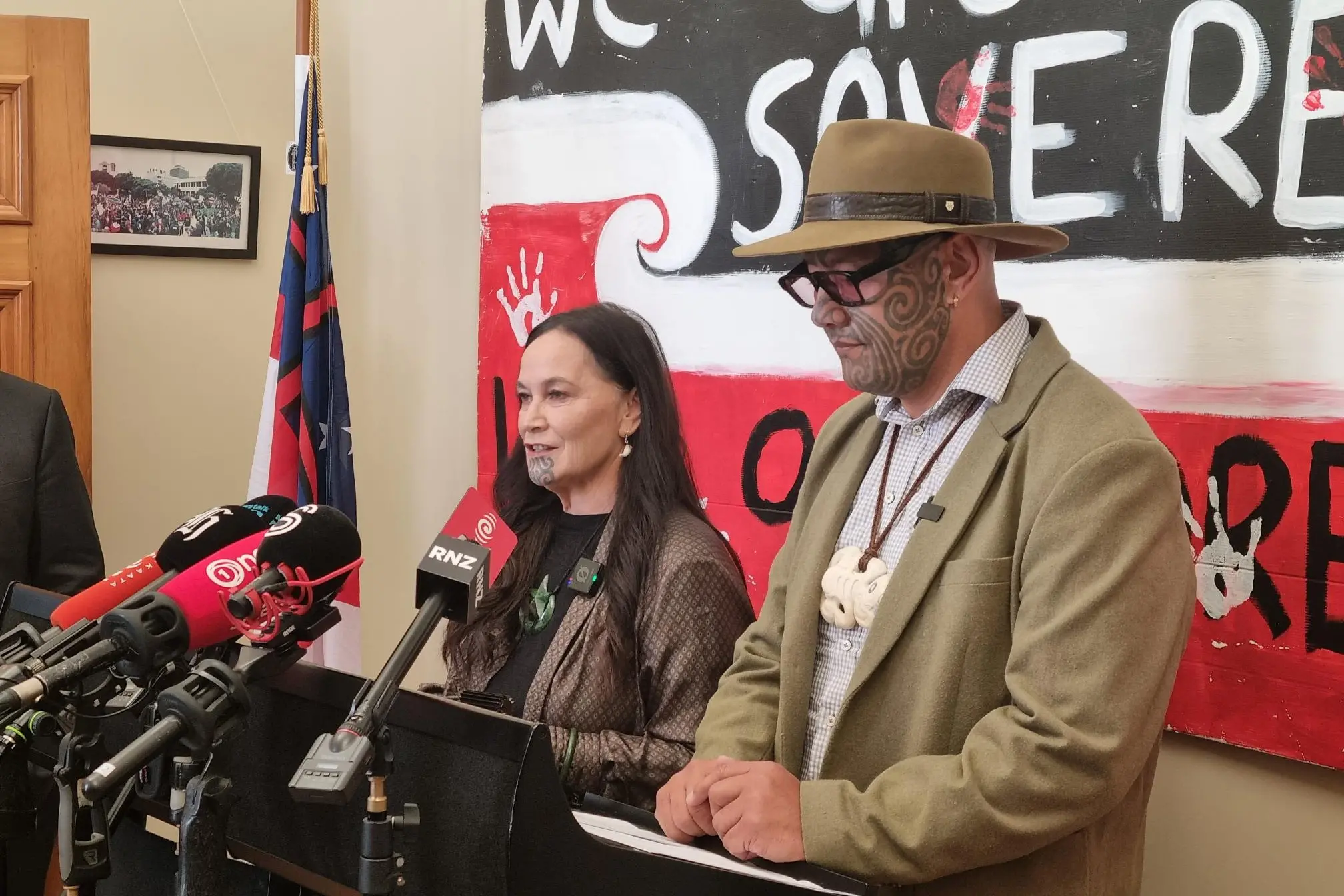 Te P\\u0101ti M\\u0101ori co leaders Debbie Ngarewa-Packer and Rawiri Waititi. Photo: RNZ