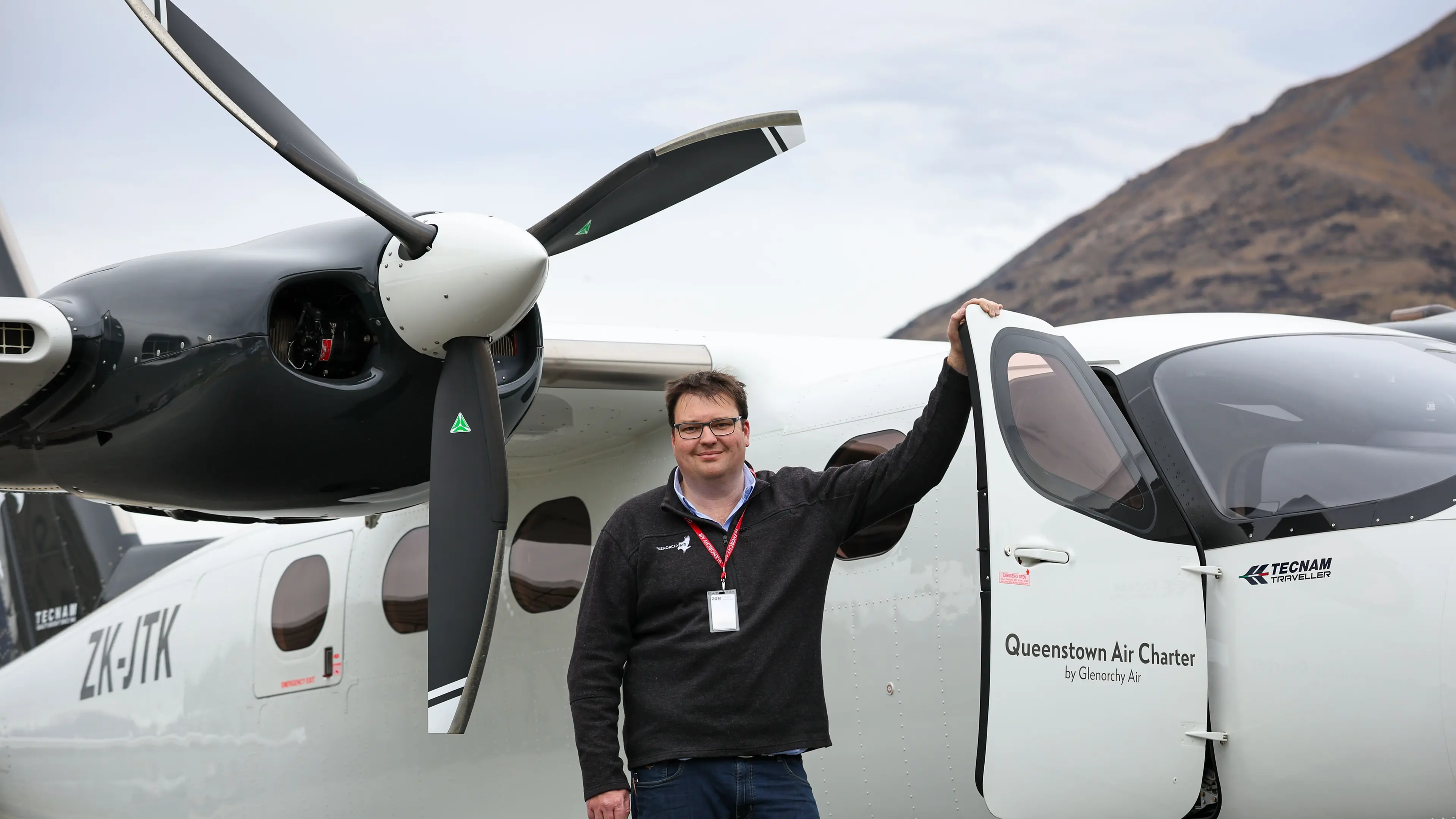 Flightseeing company’s new wings