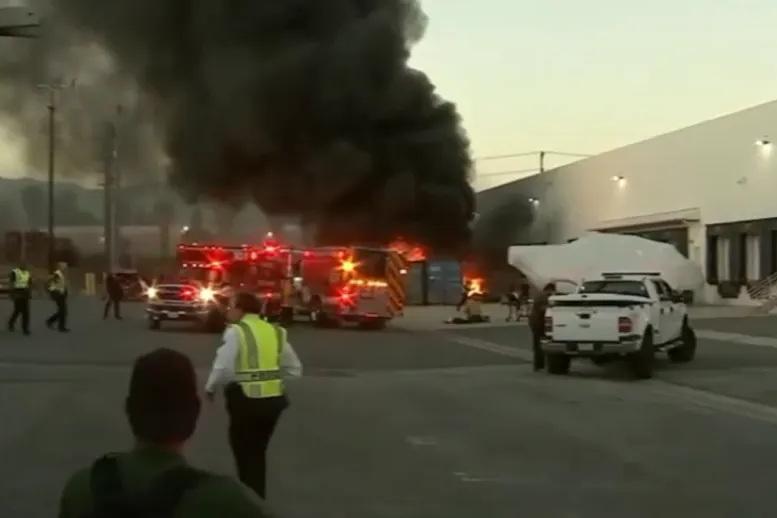 Three dead after news helicopter crash in Los Angeles