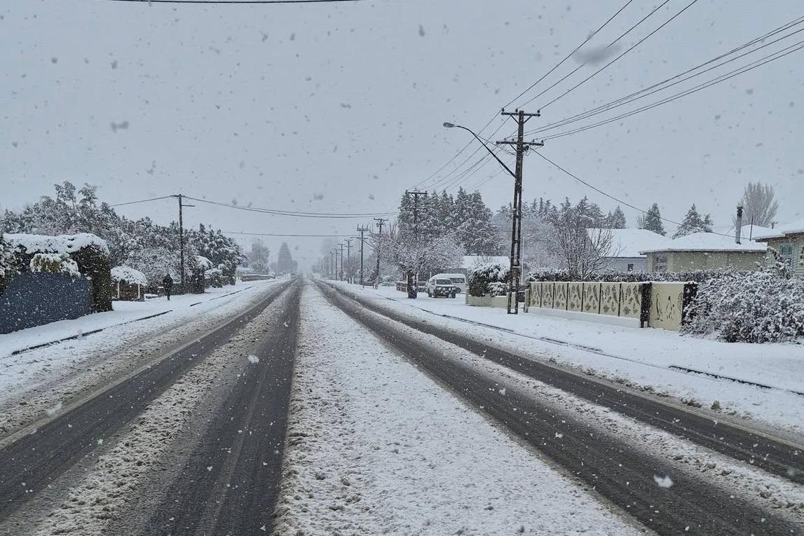 Cold snap brings rain and snow for South