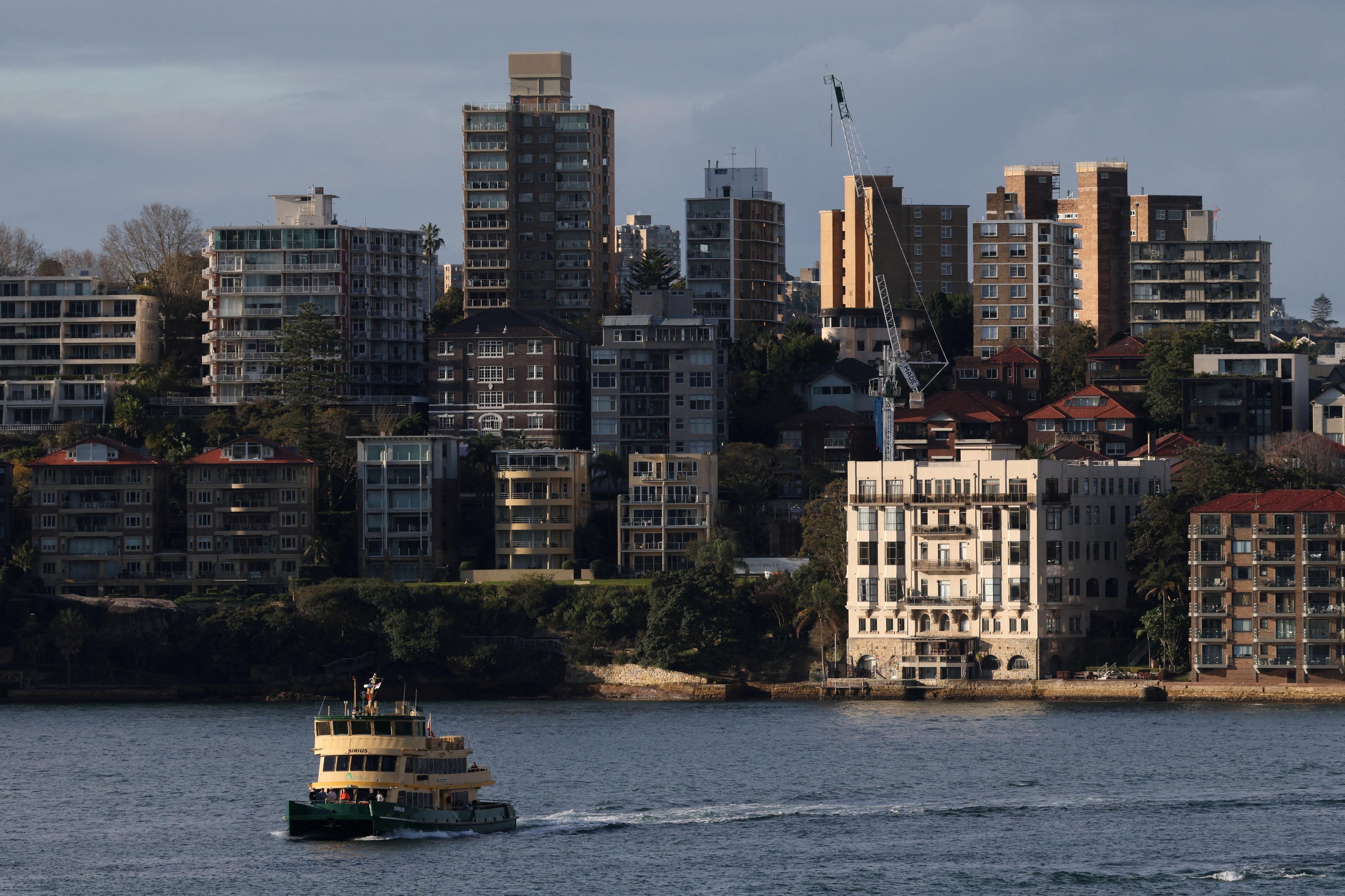 Australia to crack down on foreign students, family visas