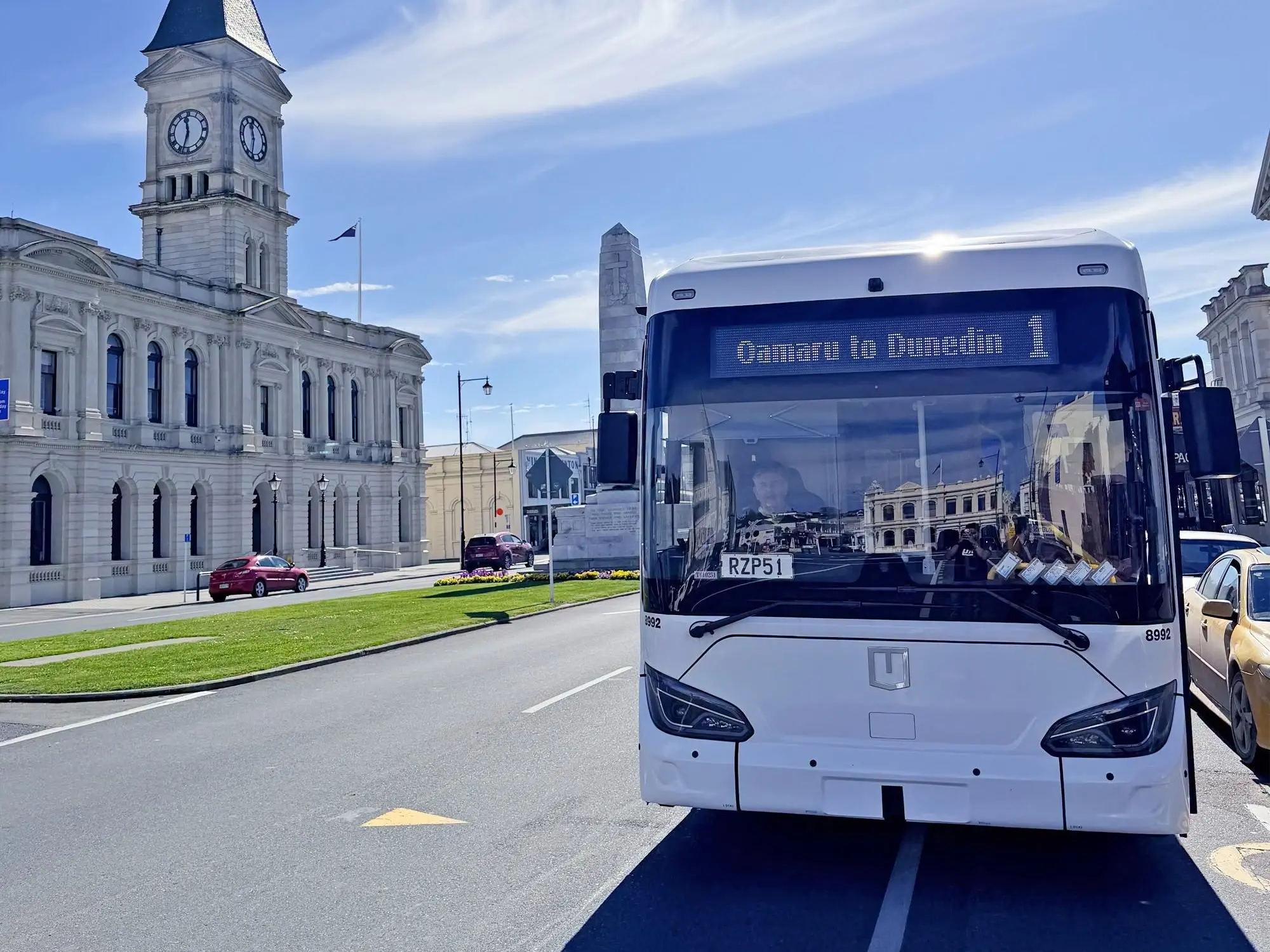 Daily bus service to connect Dunedin and Oamaru