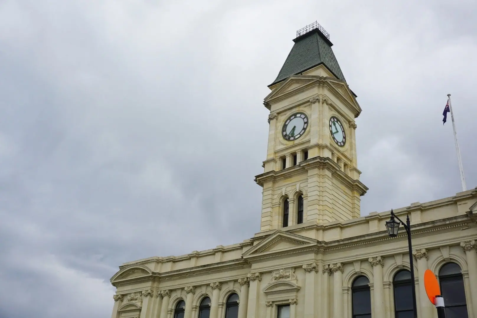 Two candidates in Oamaru by-election