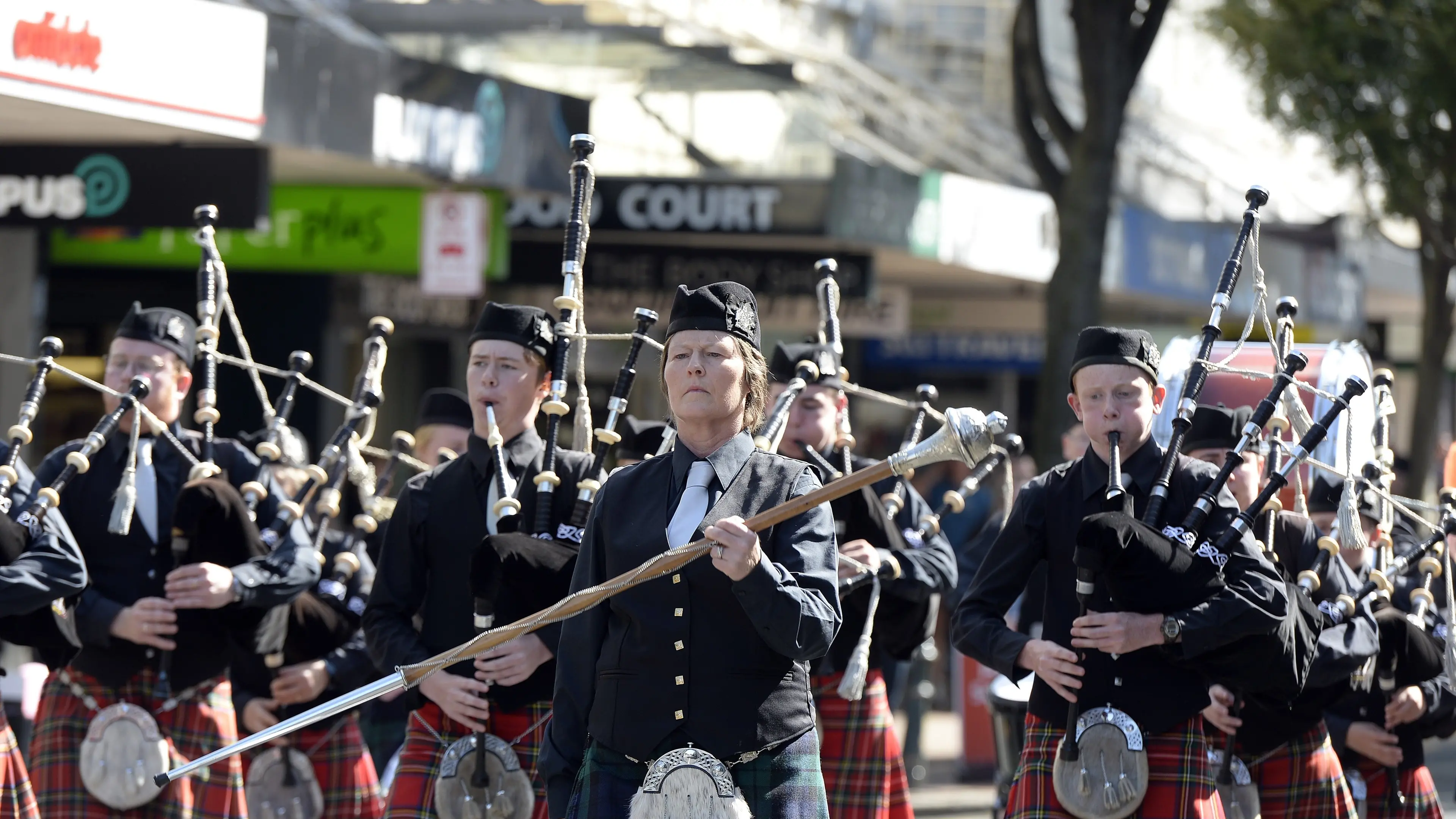 The pipes, the pipes are calling
