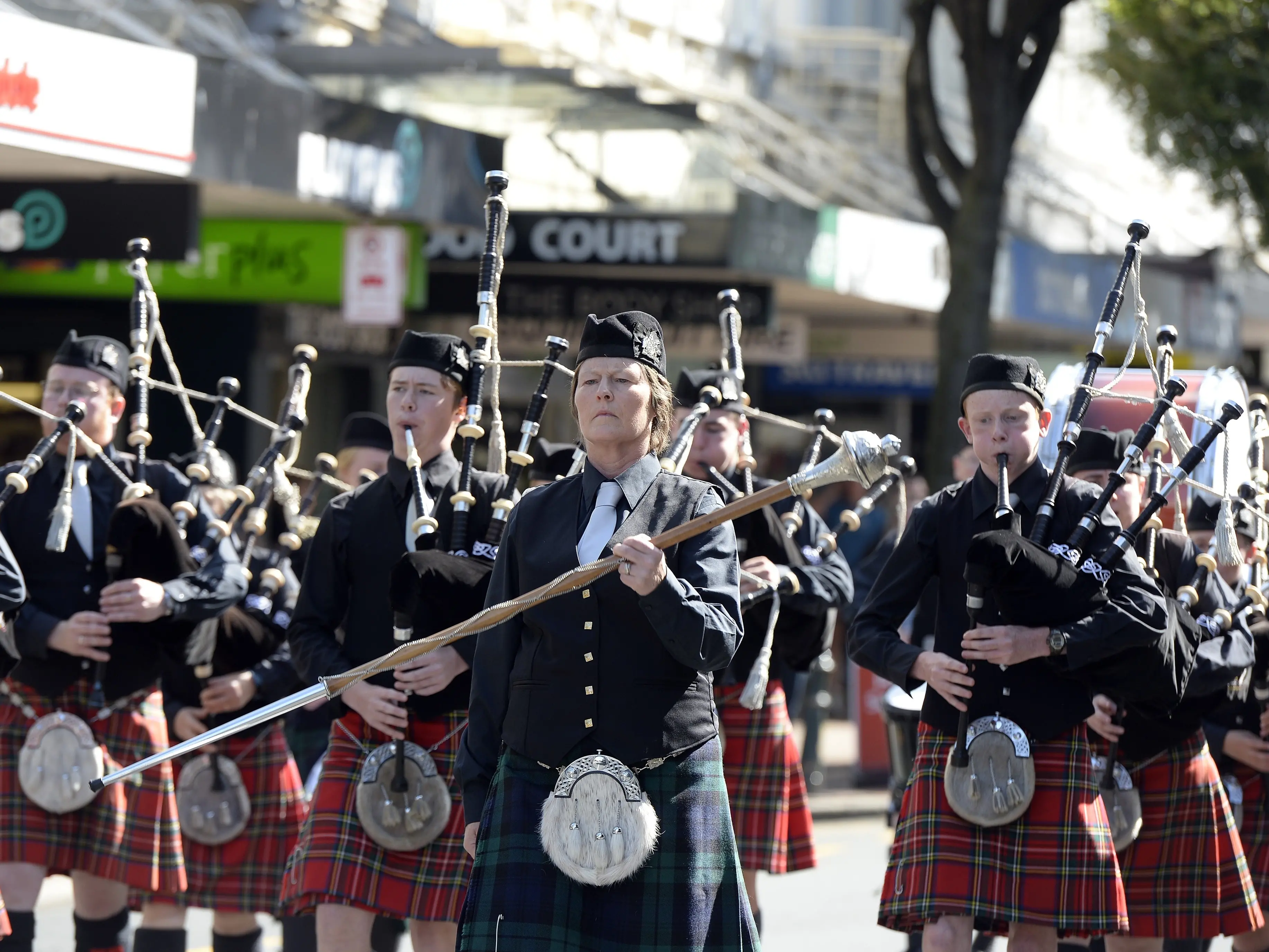 The pipes, the pipes are calling