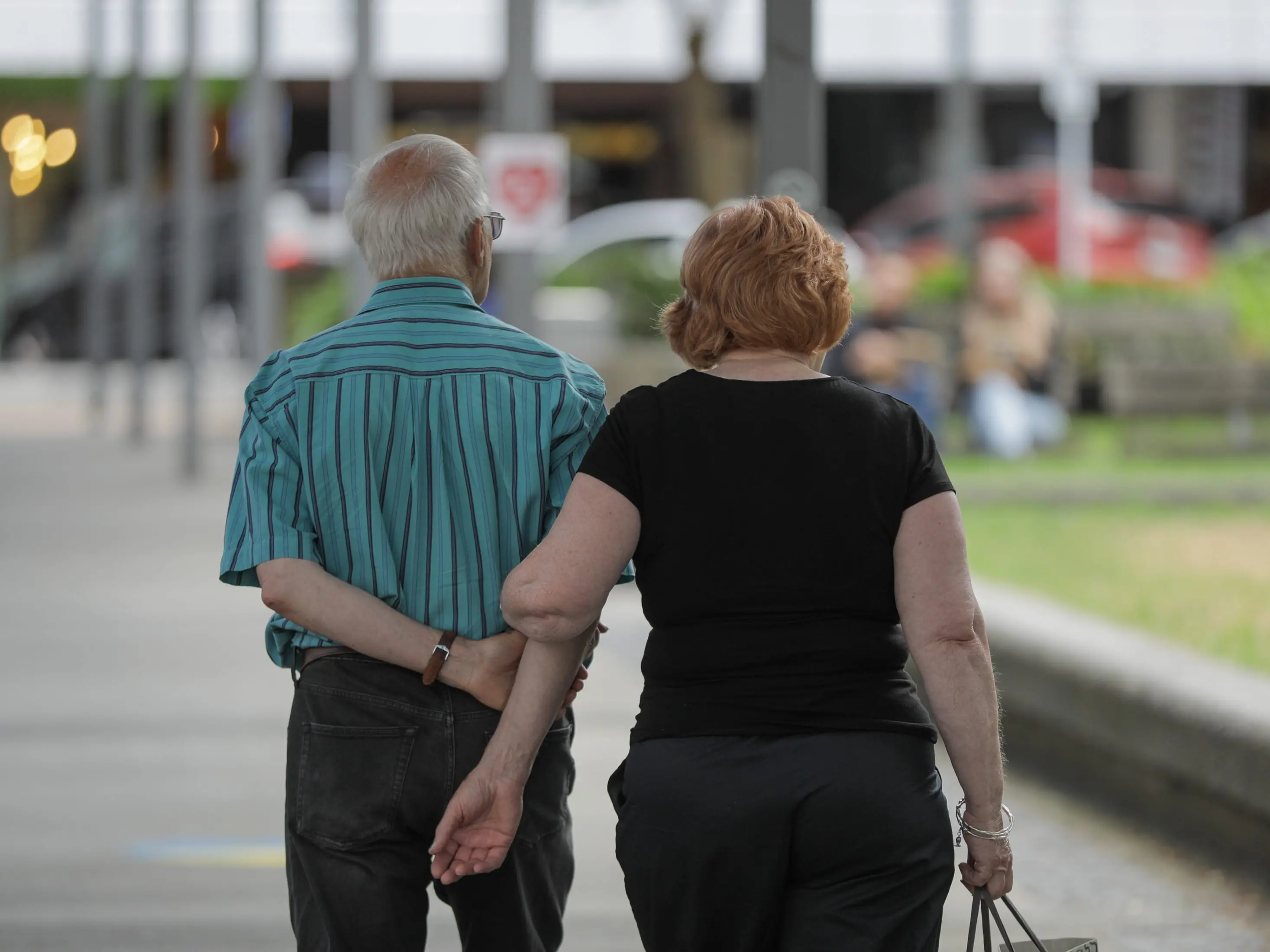 Retirement village repayment proposal draws opposition