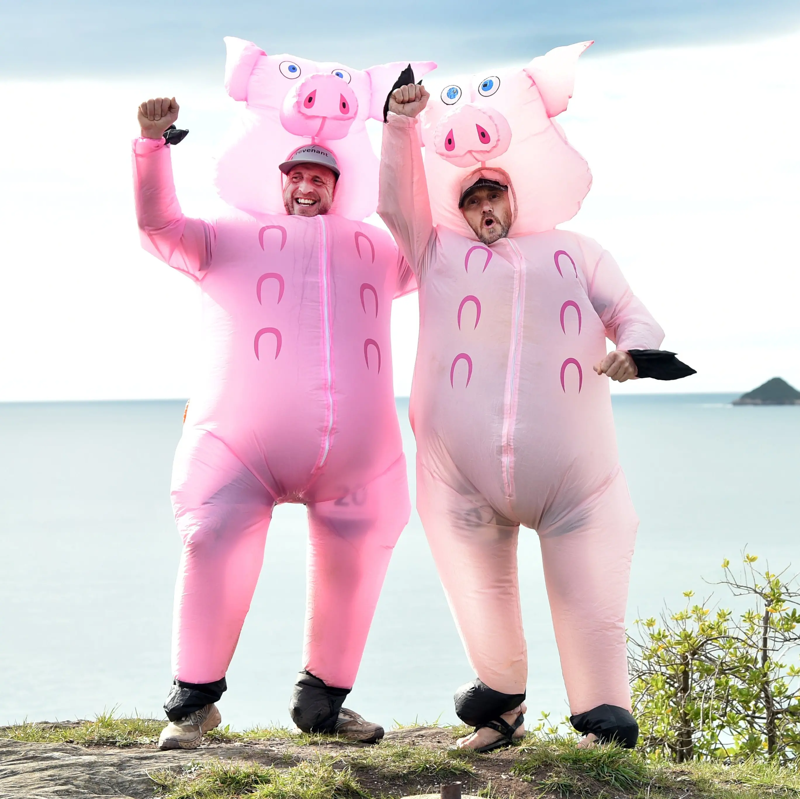 Pig suits, soft sand and record crowds kick off brutal coastal ultramarathon