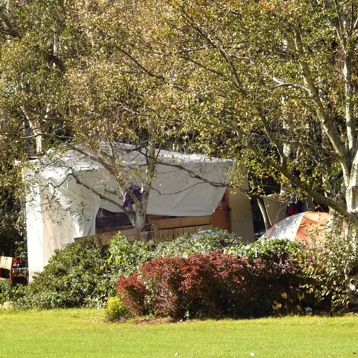 Investigation into ‘suspicious’ tent fire
