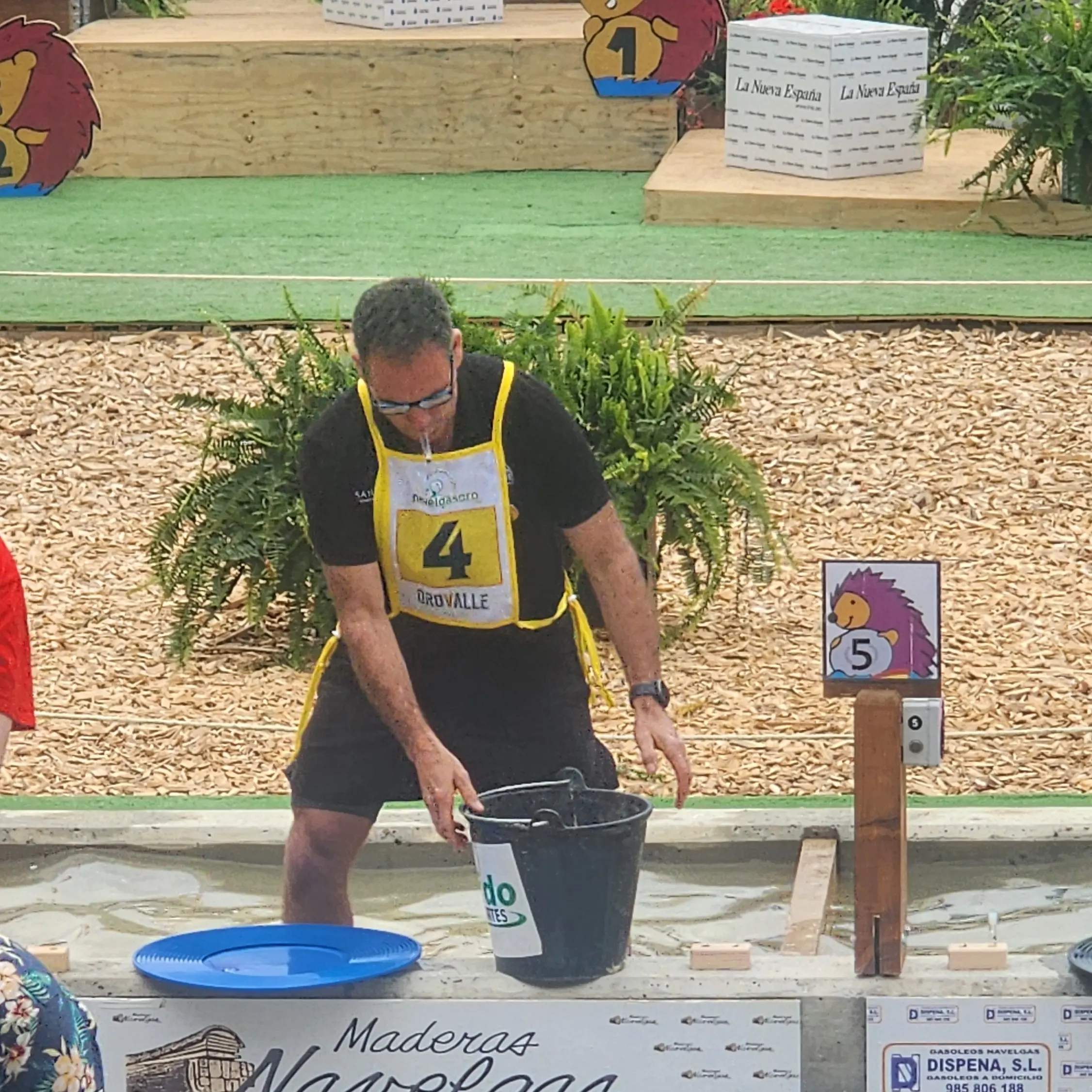 World Gold Panning Championships come to Central Otago