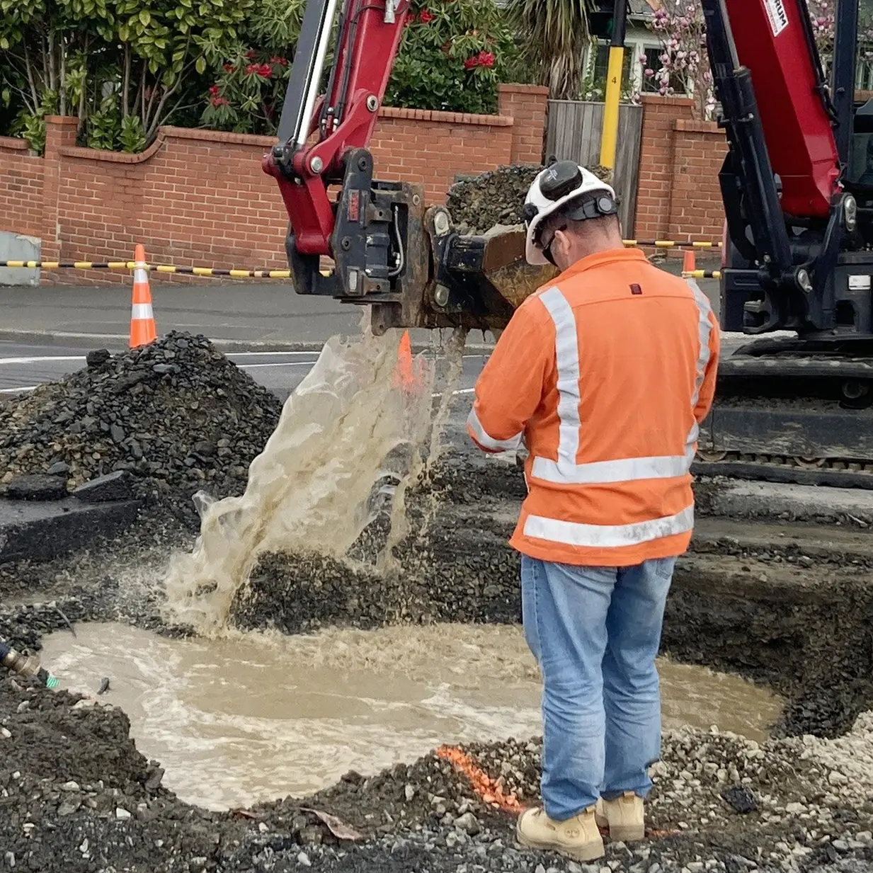 Dunedin schools, pool shut due to burst water main