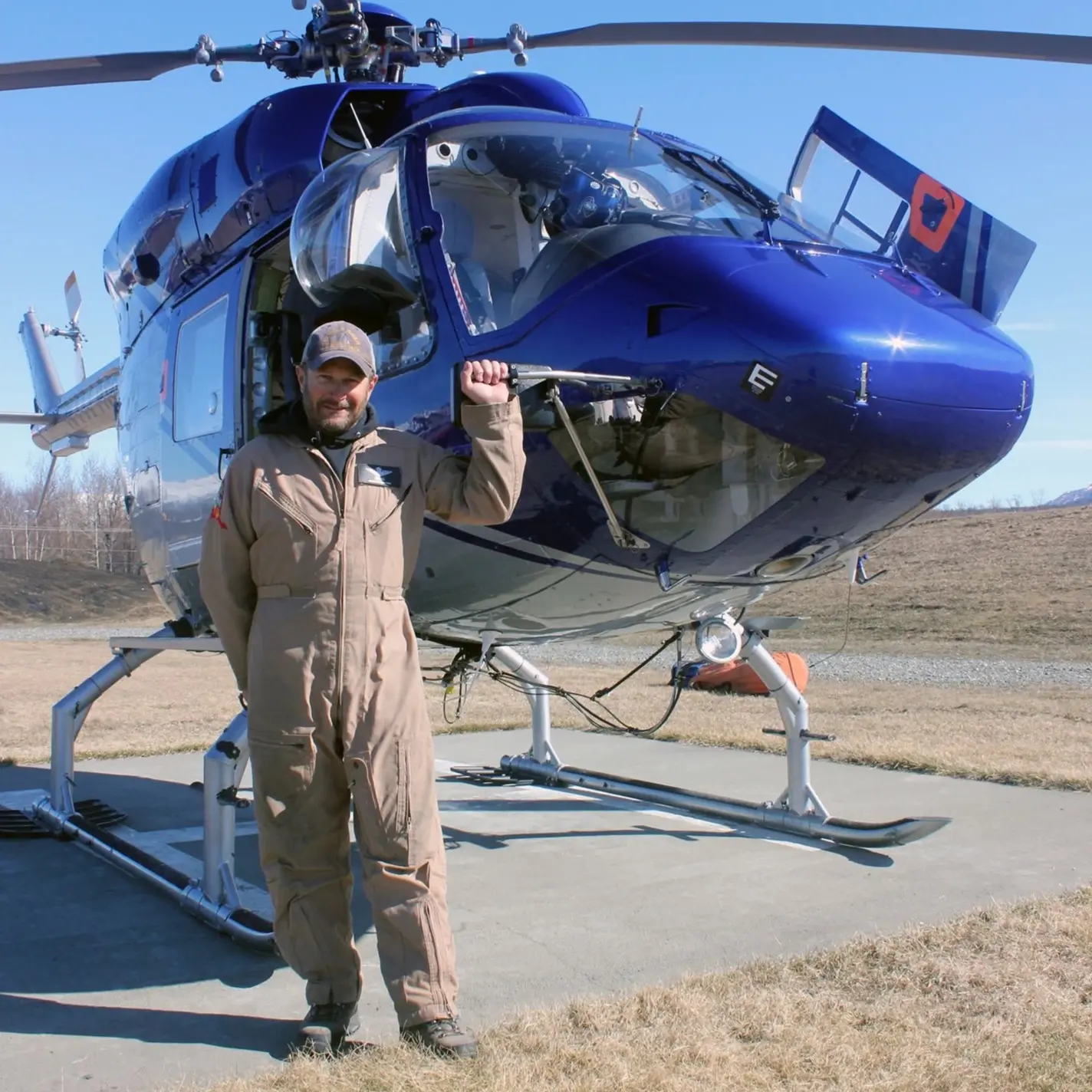 ‘Devastating loss’: Kiwi pilot killed fighting California wildfire