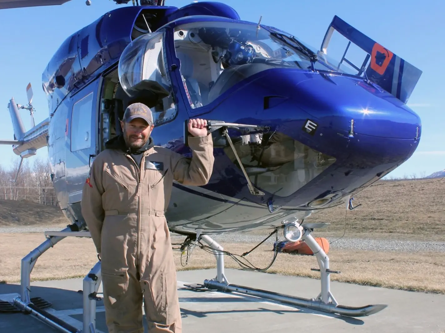 ‘Devastating loss’: Kiwi pilot killed fighting California wildfire