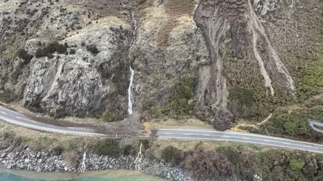 ‘Bleeding money’: Frustration as SH6 closure hits hard in Haast