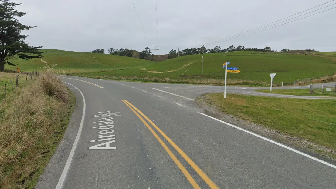 One seriously injured in North Otago crash as car hits pole