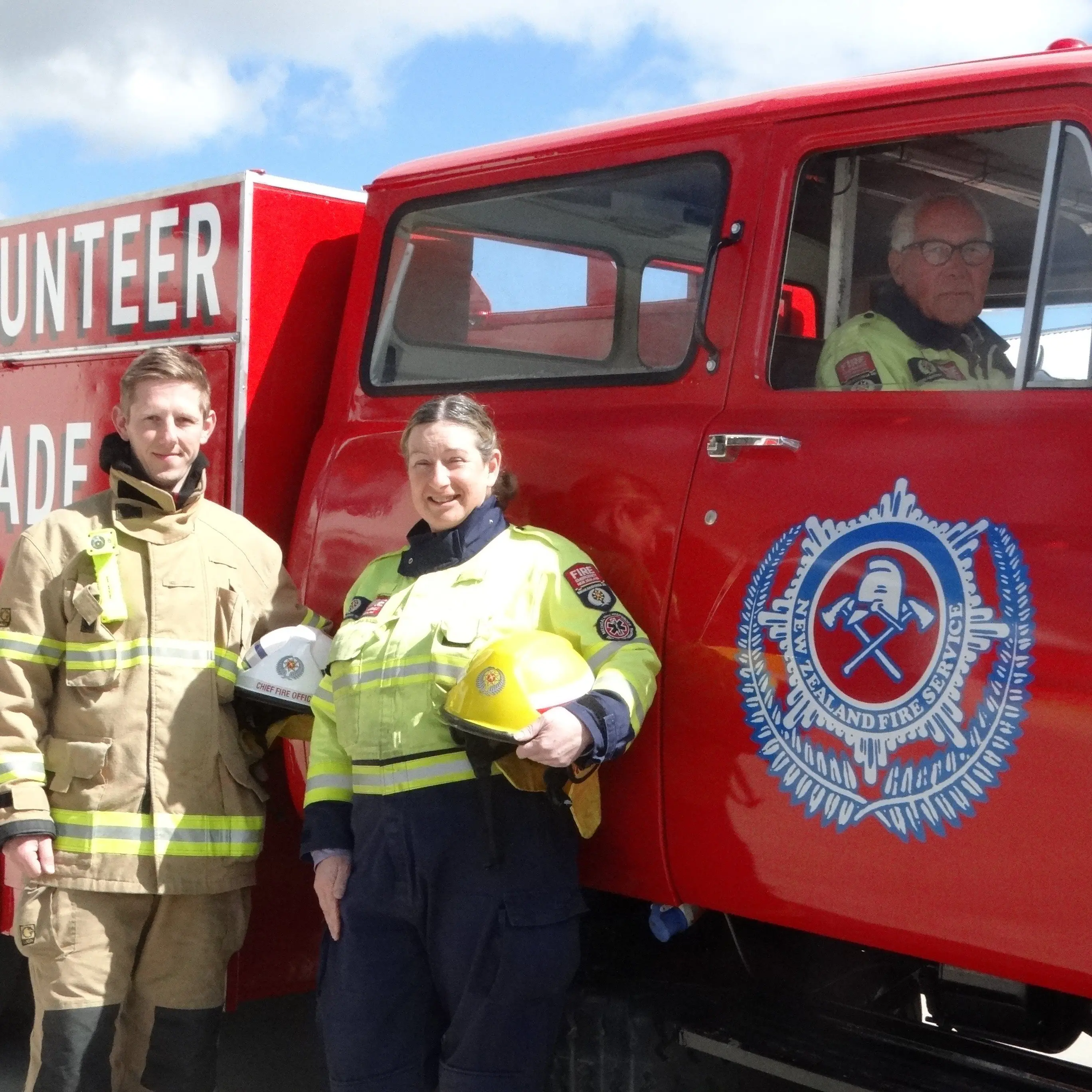 Fire truck returns to Omarama as part of brigade’s 60th anniversary celebrations
