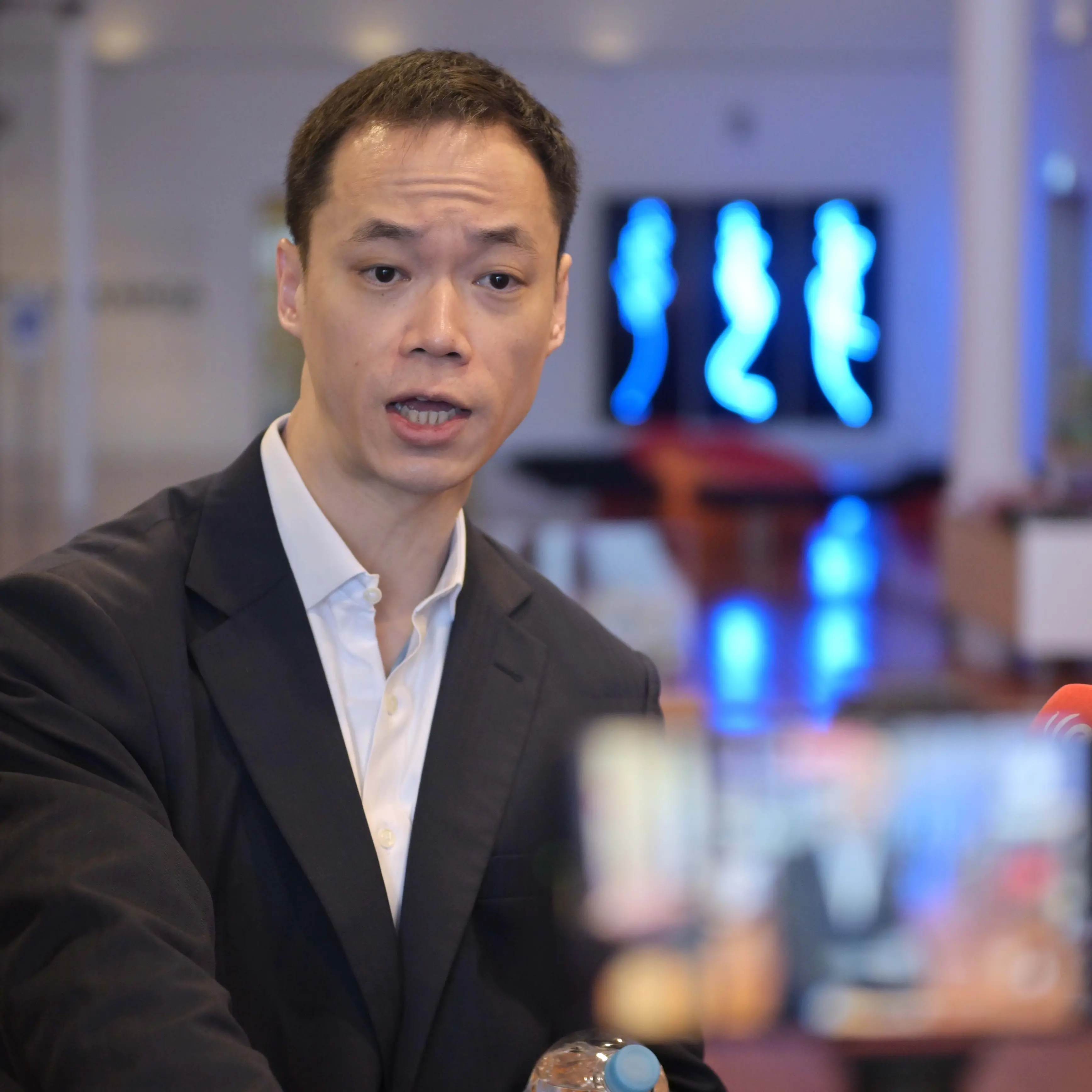 Controversial councillor Benedict Ong to have tilt at Parliament