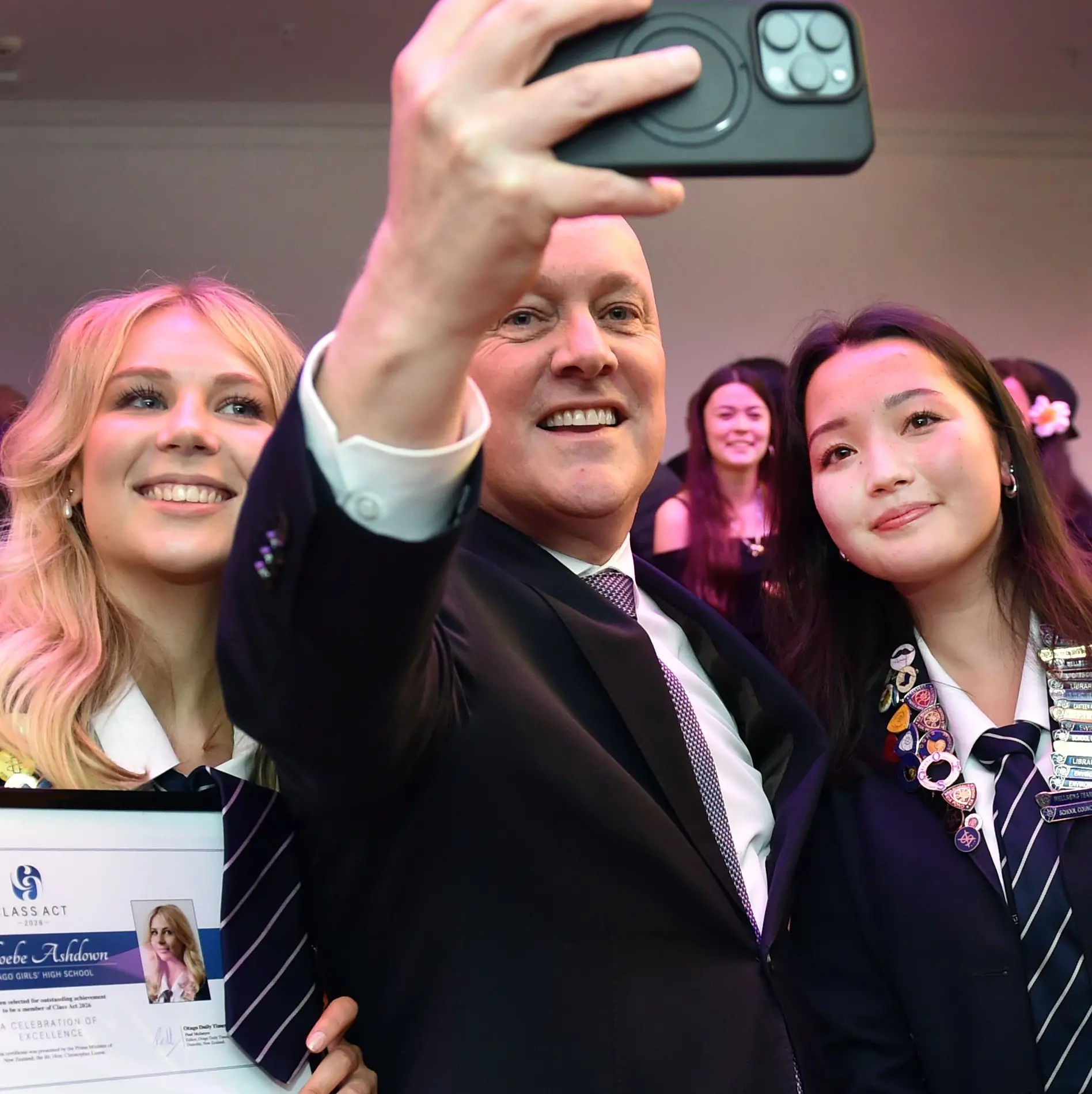 Be healthy strivers, not perfectionists, PM tells students