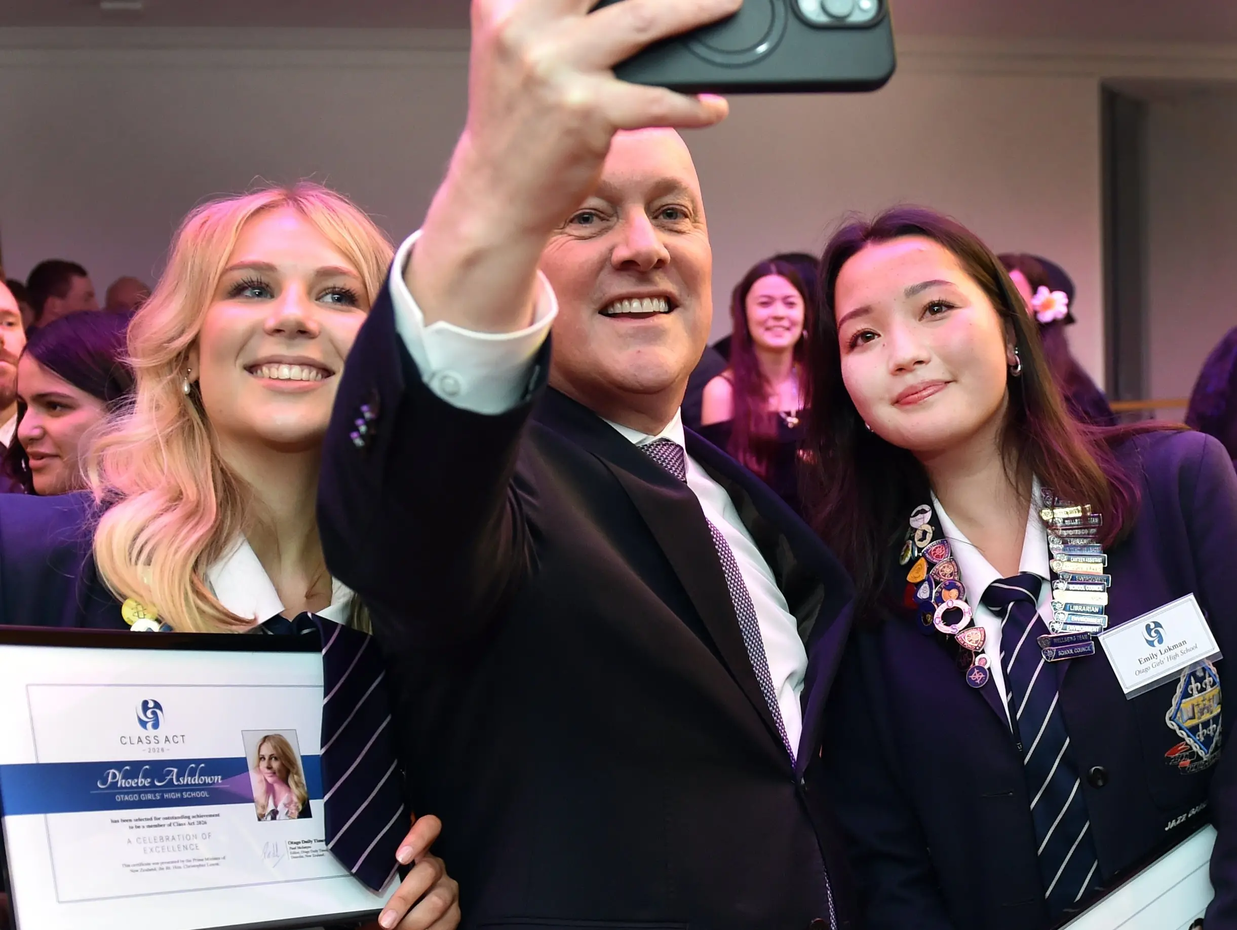 Be healthy strivers, not perfectionists, PM tells students