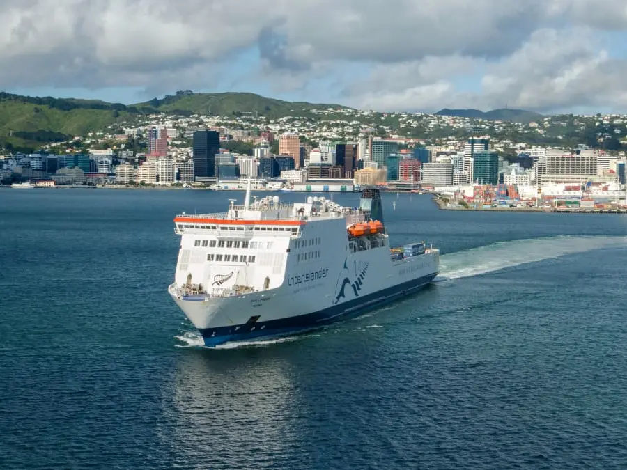 Interislander ferry Kaitaki back in service
