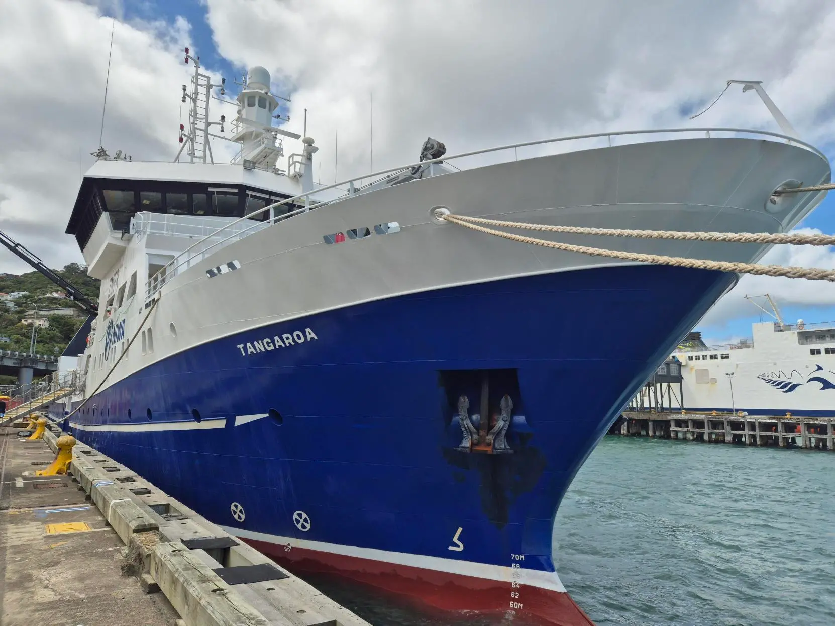 Greenpeace activists board NZ research vessel Tangaroa