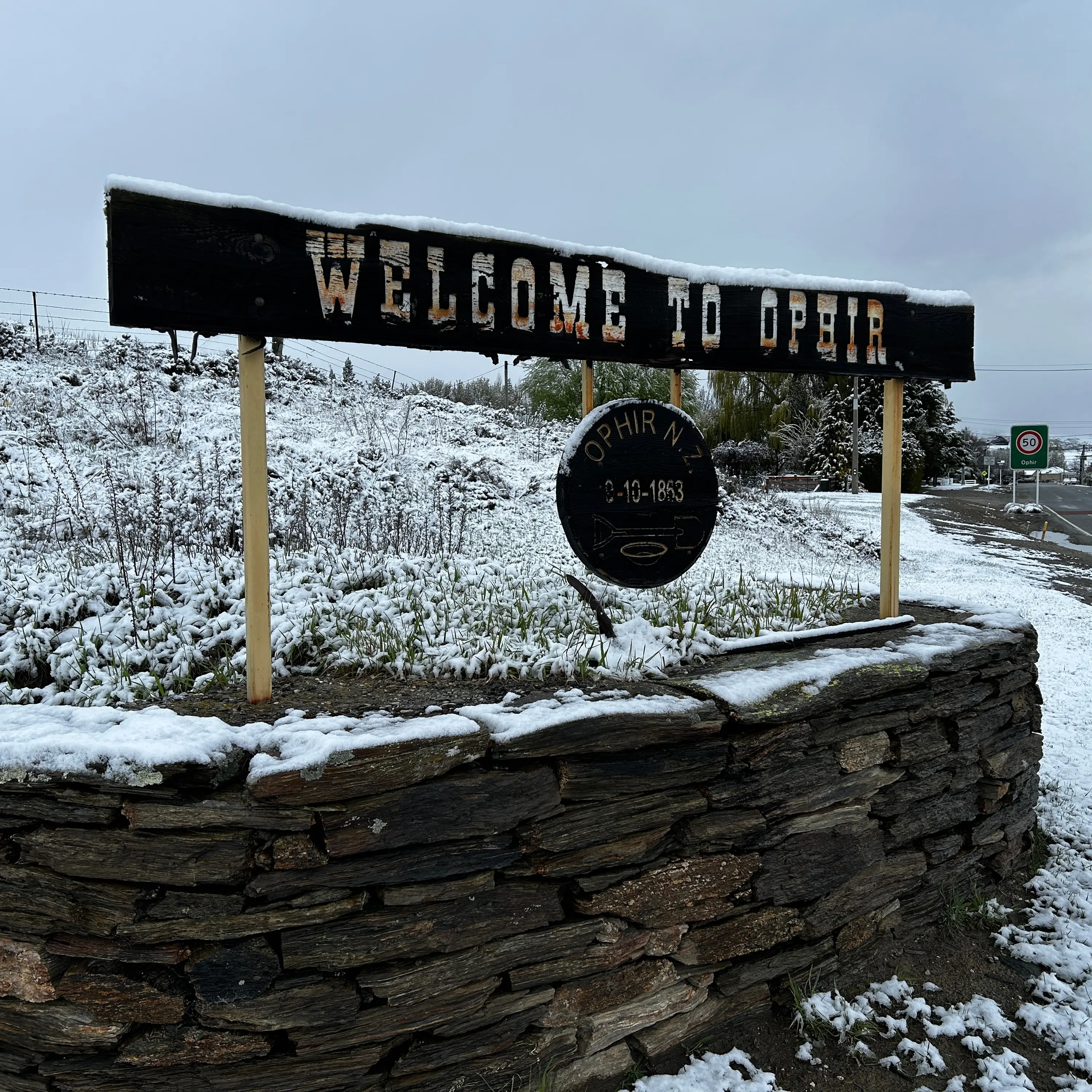 Spring snow brings chilly start in South