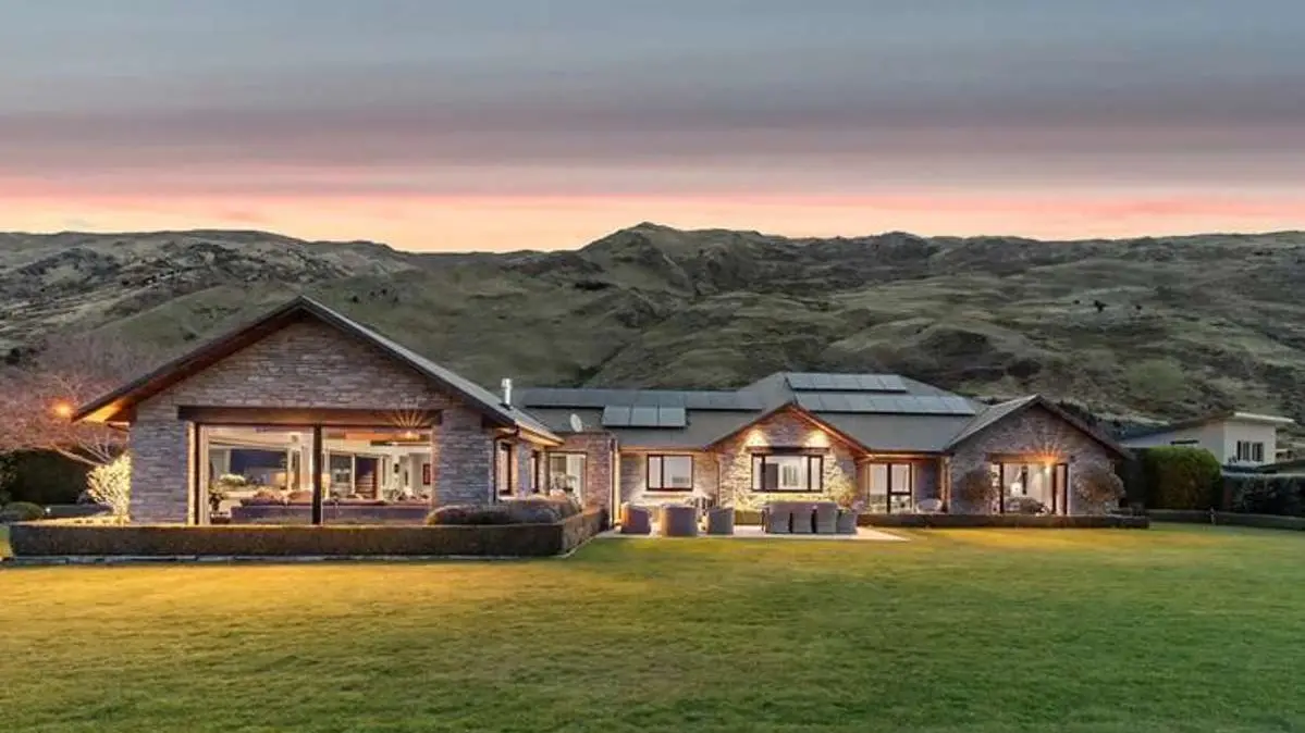 Steve Hansen sells his Wānaka home for $7.3m