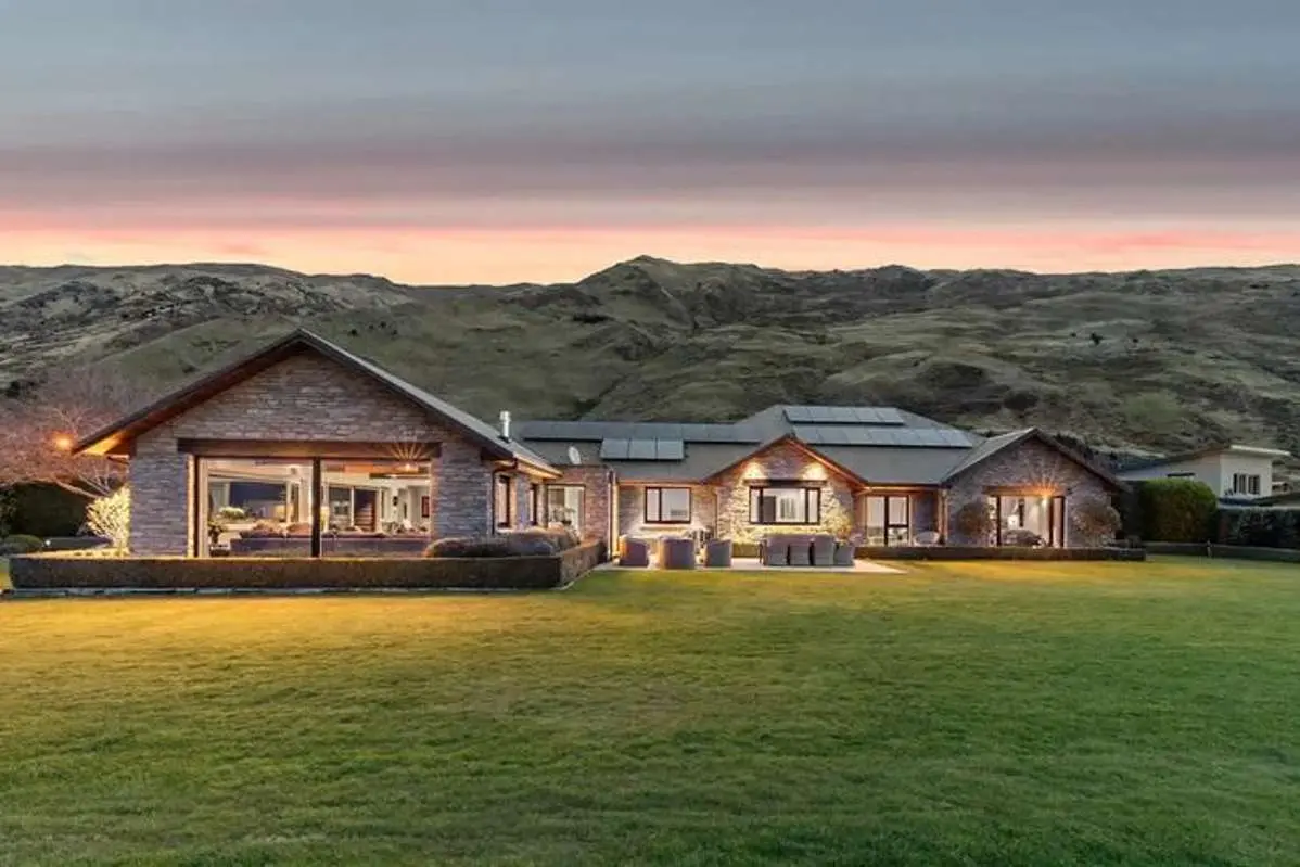 The Hansens\\u2019 W\\u0101naka lifestyle block was snapped up within 11 days of hitting the open market. Photo: Supplied