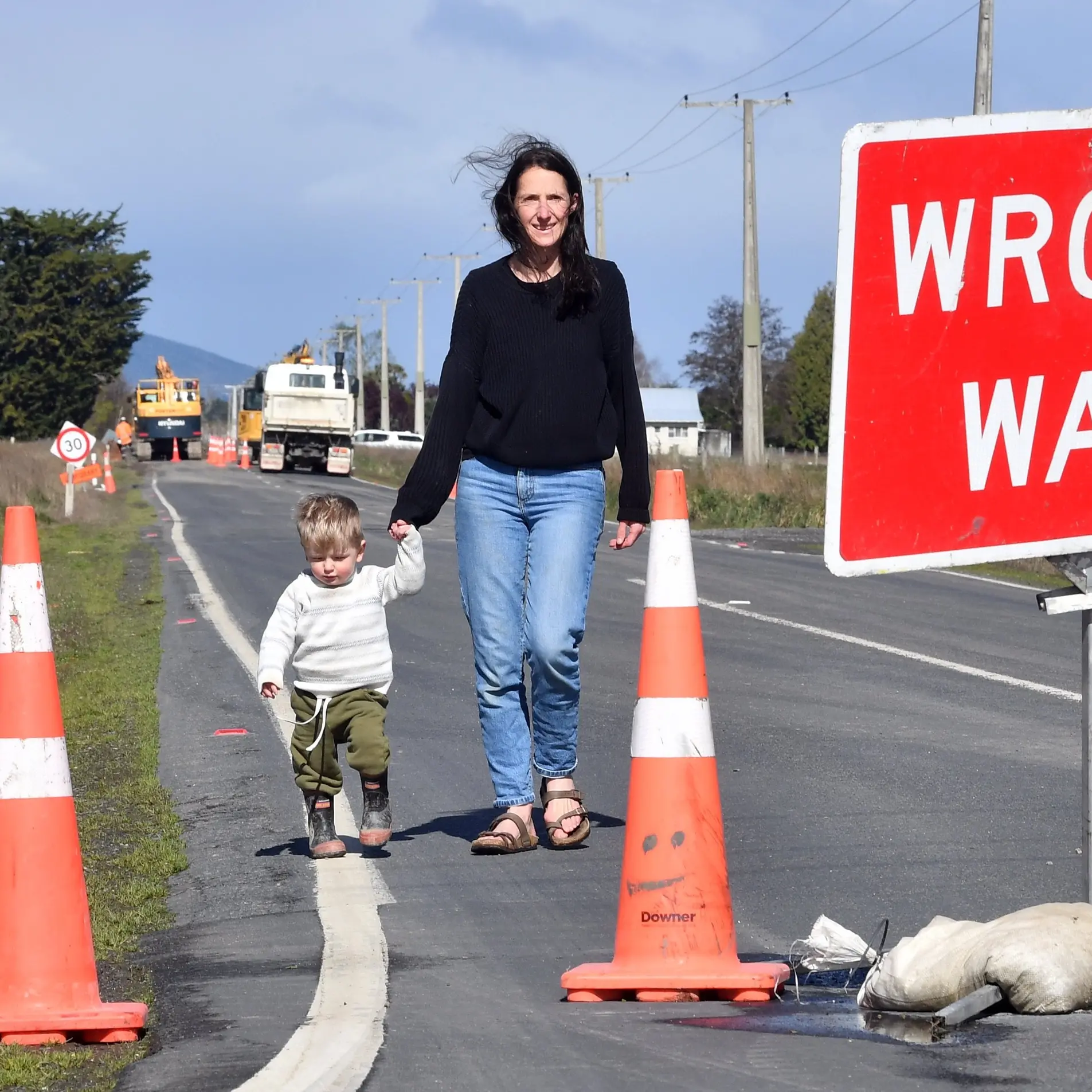‘It was always going to fail’: Taieri residents fed-up after SH1 detour road crumbles in five days