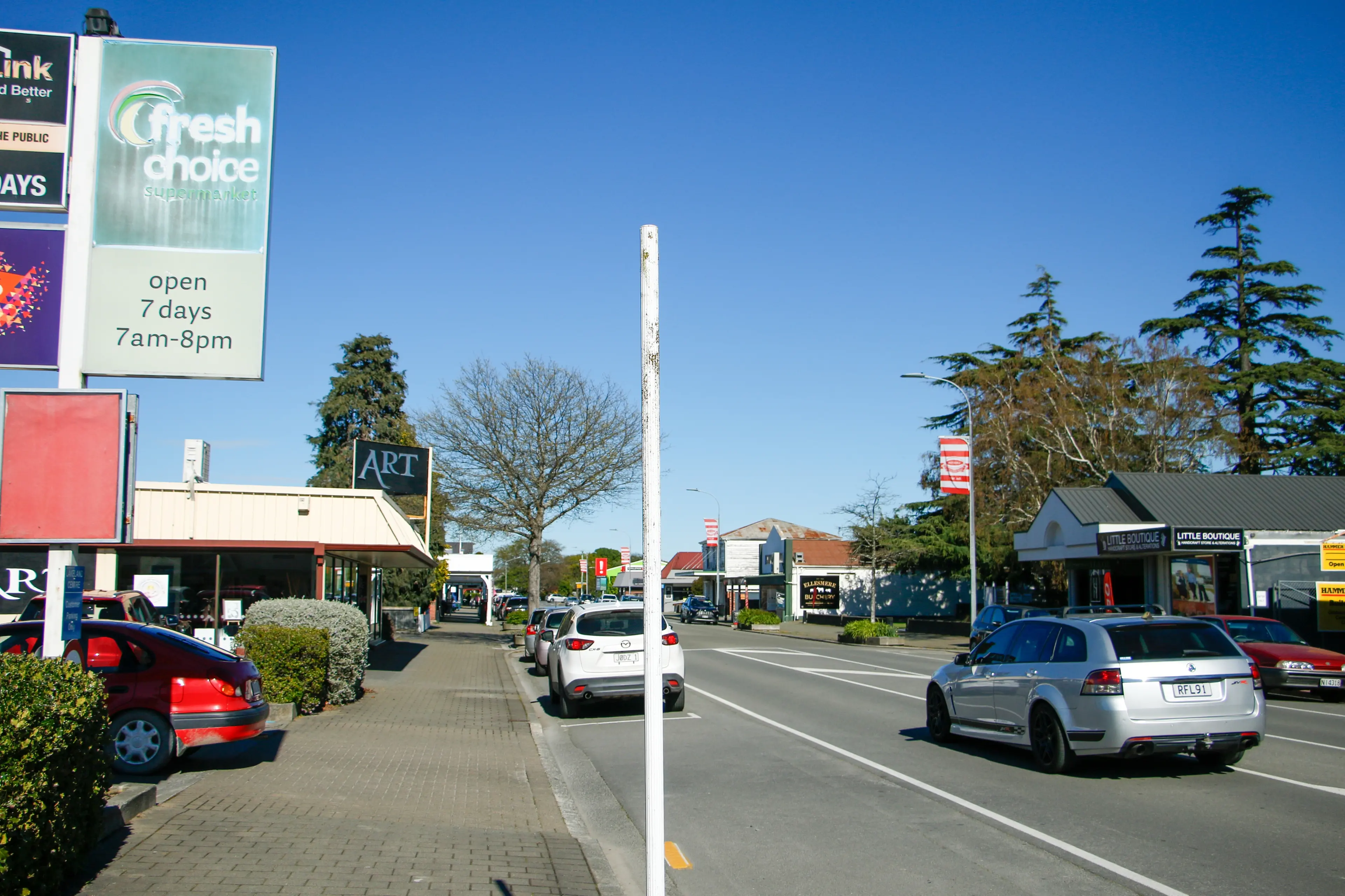 10-minute parking limits have been removed along High St in Leeston until January as part of a trial. Photo: Daniel Alvey