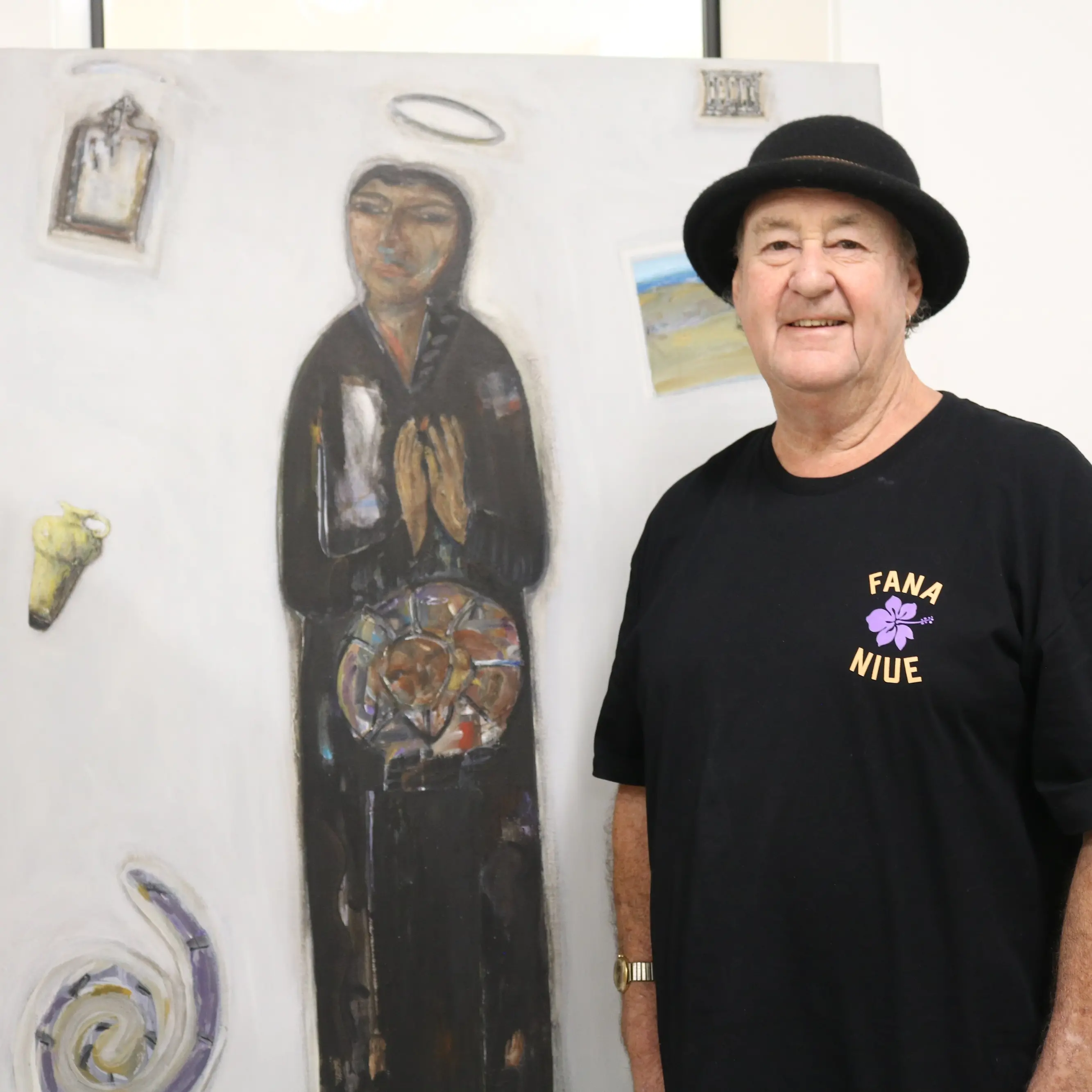 Exhibition focuses on feminine form as source of empowerment