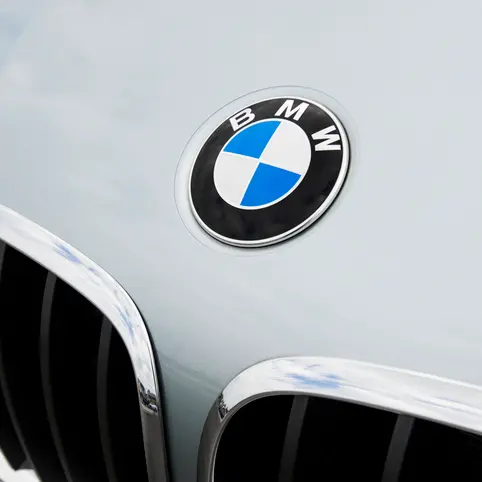 Police search for convoy of BMWs