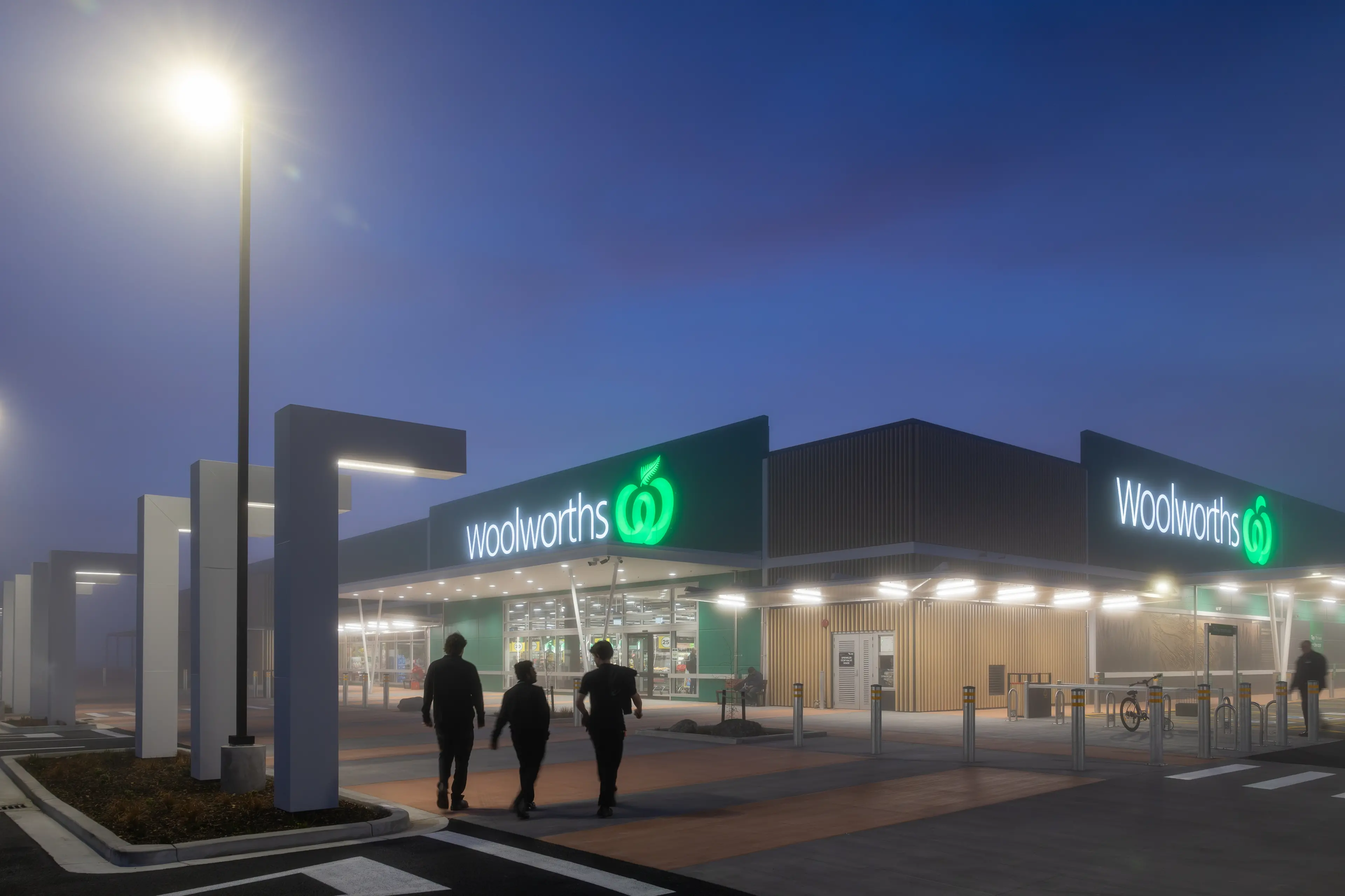Woolworths opens its largest South Island store