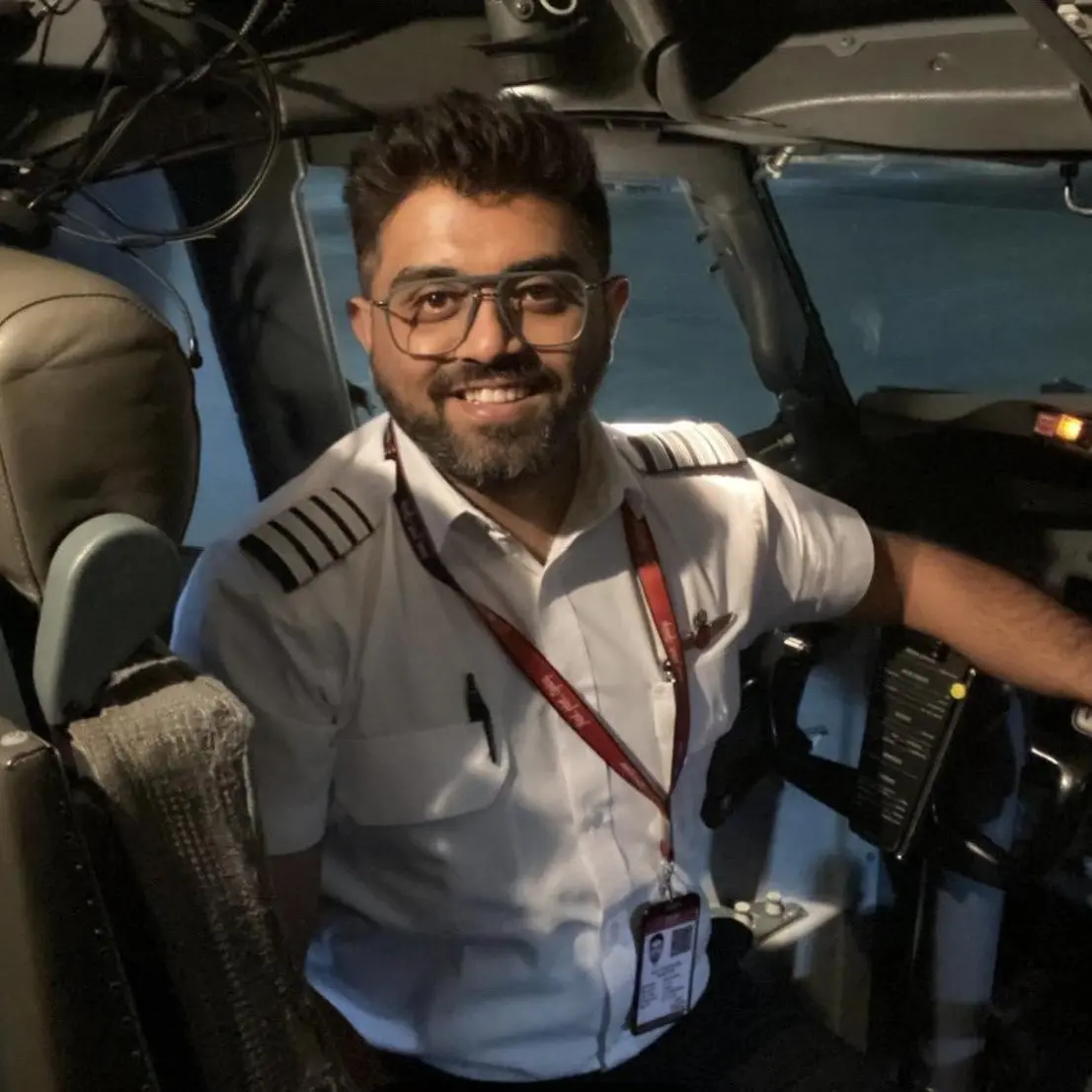 ‘True hero’: Dunedin-trained pilot stabbed as co-pilot tried to crash plane bound for Israel