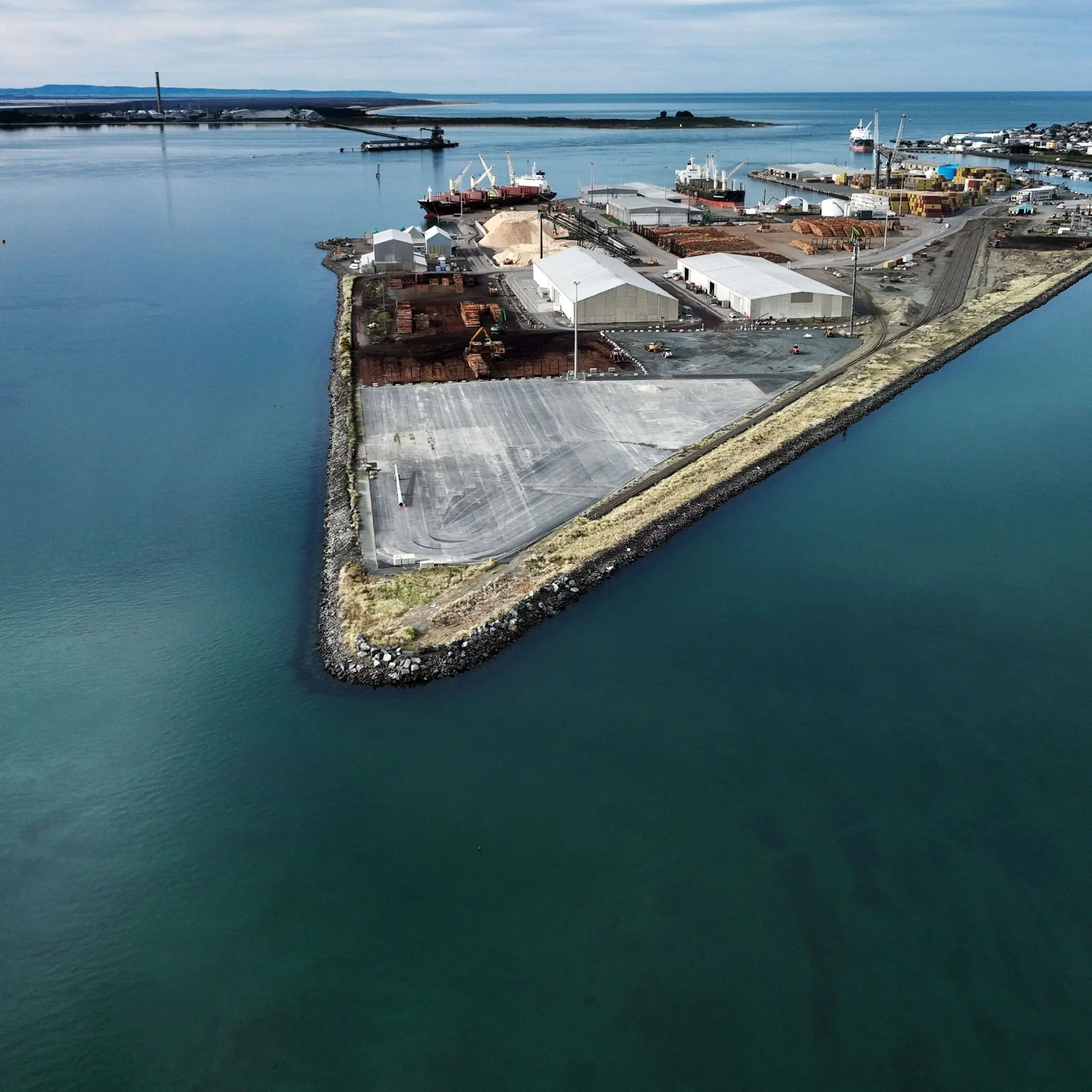 Partial sell-down of $30m in Bluff port shares still gives Environment Southland controlling interest