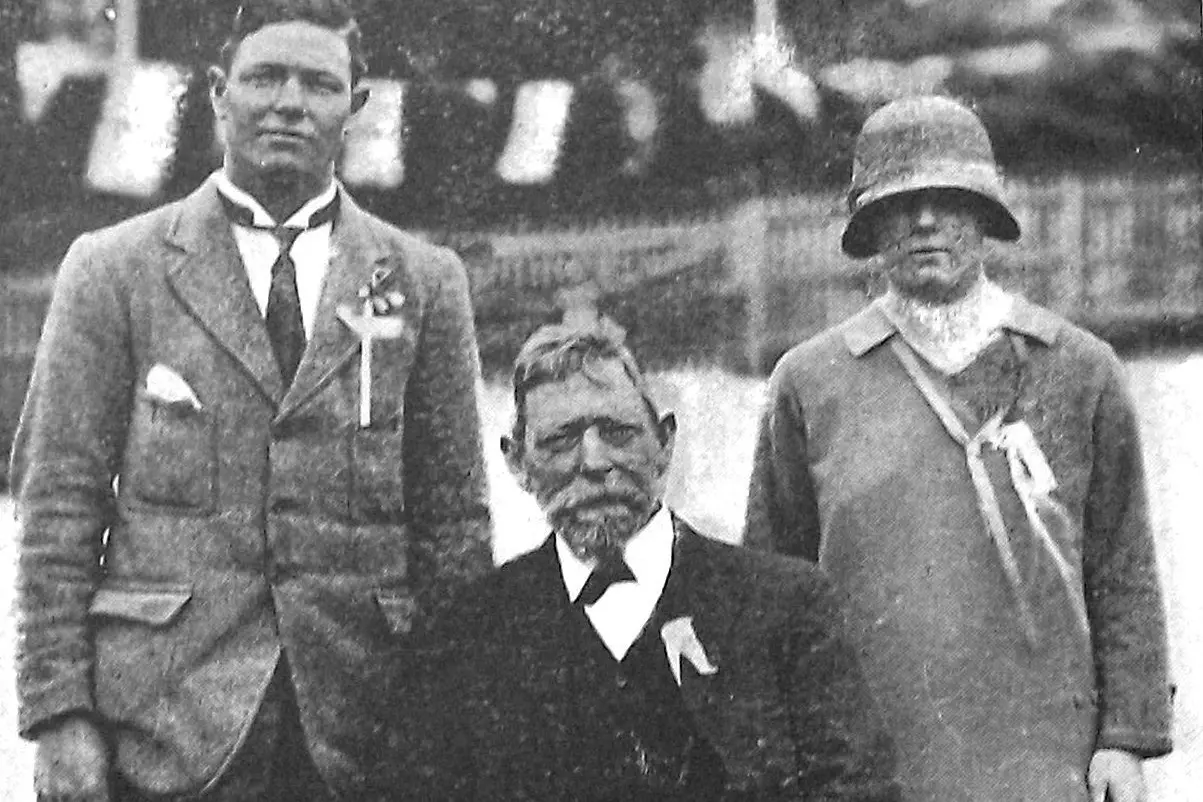 Three generations who were taught at the Caversham School: Mr John Fox, 1874-1878 (centre); Mr Hugh Fox, 1895-1903 (left); and Miss Irene Fox, 1918-1924. Photo: <i>Otago Witness</i>, issue 3790, November 2 1926, page 47