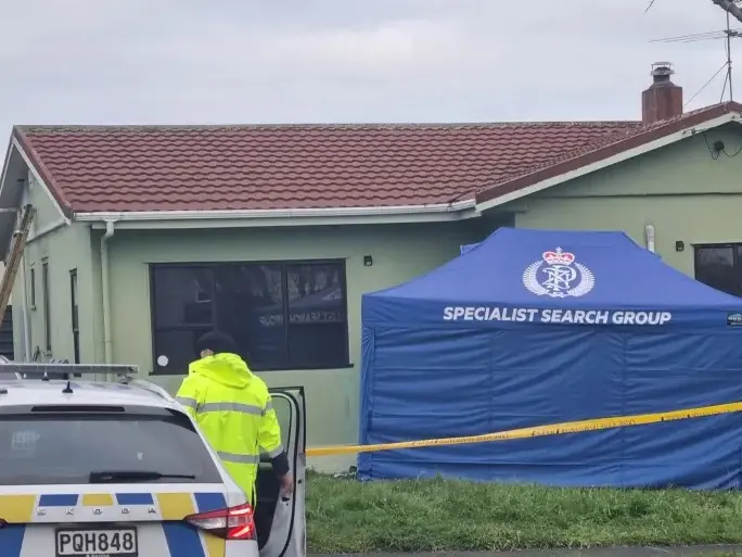 ‘Tragic event’: Three people found dead at Auckland home