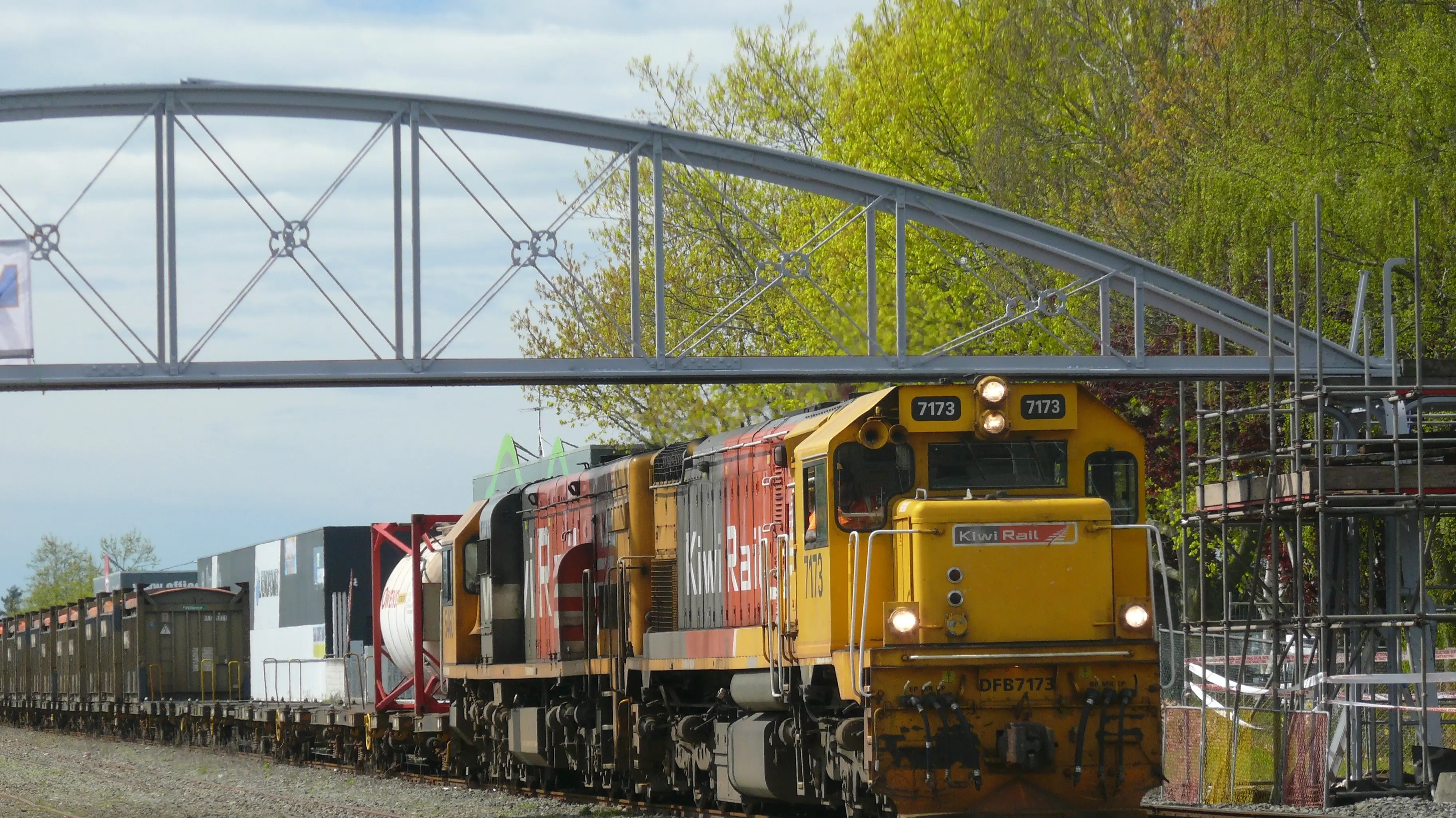 Old bridge, new look: ‘twinkly lights’ mooted