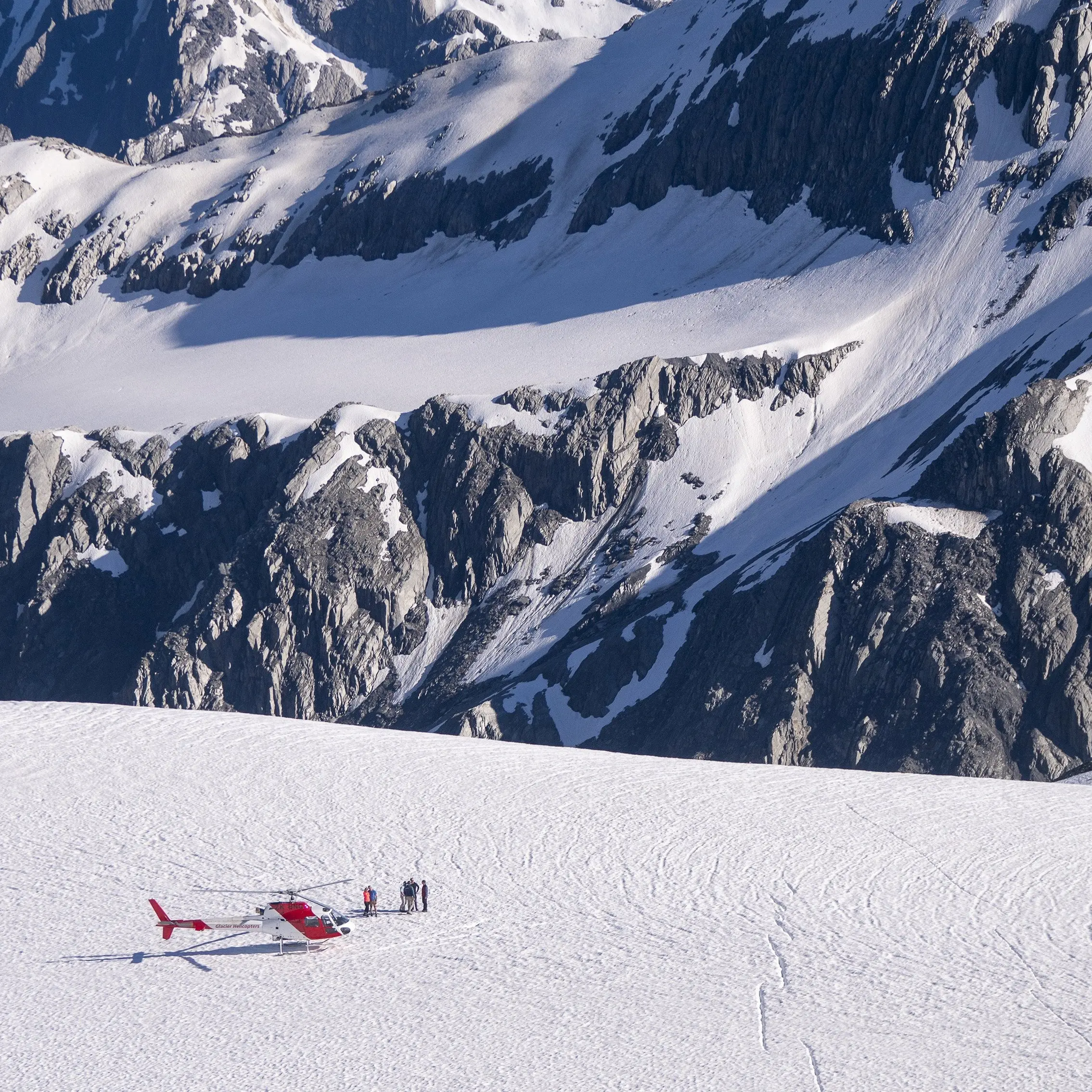 Stricken hunter rescued in 15 minutes thanks to locator beacon