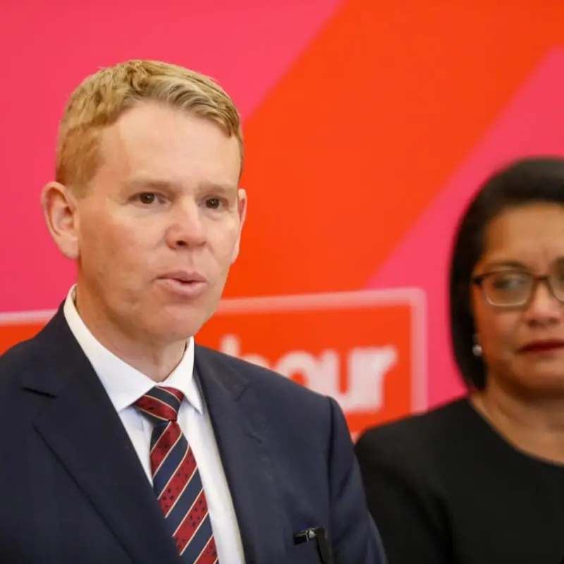 Labour promises pay rise for care and social workers in fiscal plan