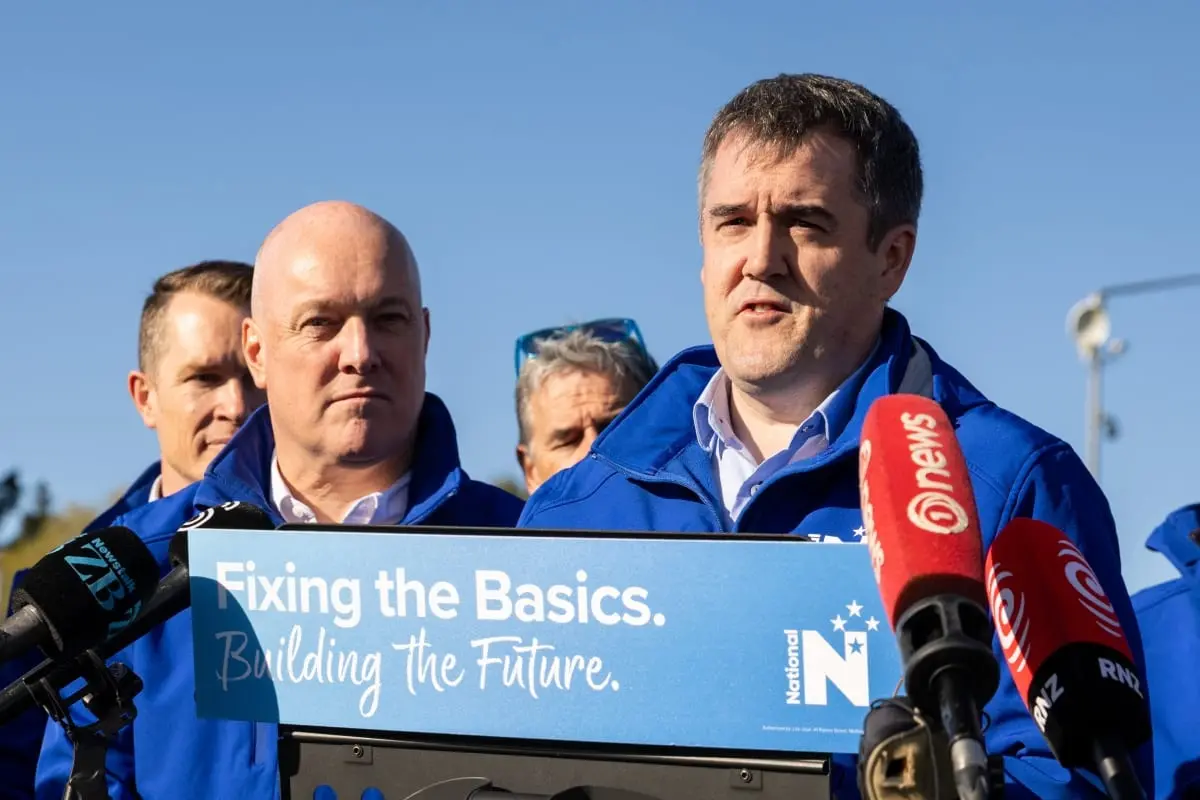 Christopher Luxon, Chris Bishop and other National Party candidates on the campaign trail. Photo: Nathan McKinnon / RNZ
