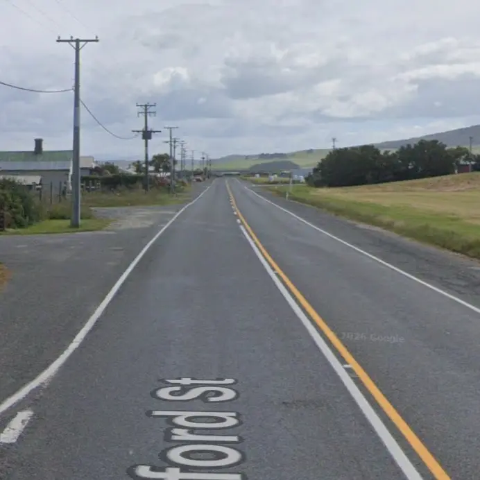 Southland highway reopens after critical injury crash