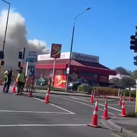 Crews battle large fire in central Christchurch